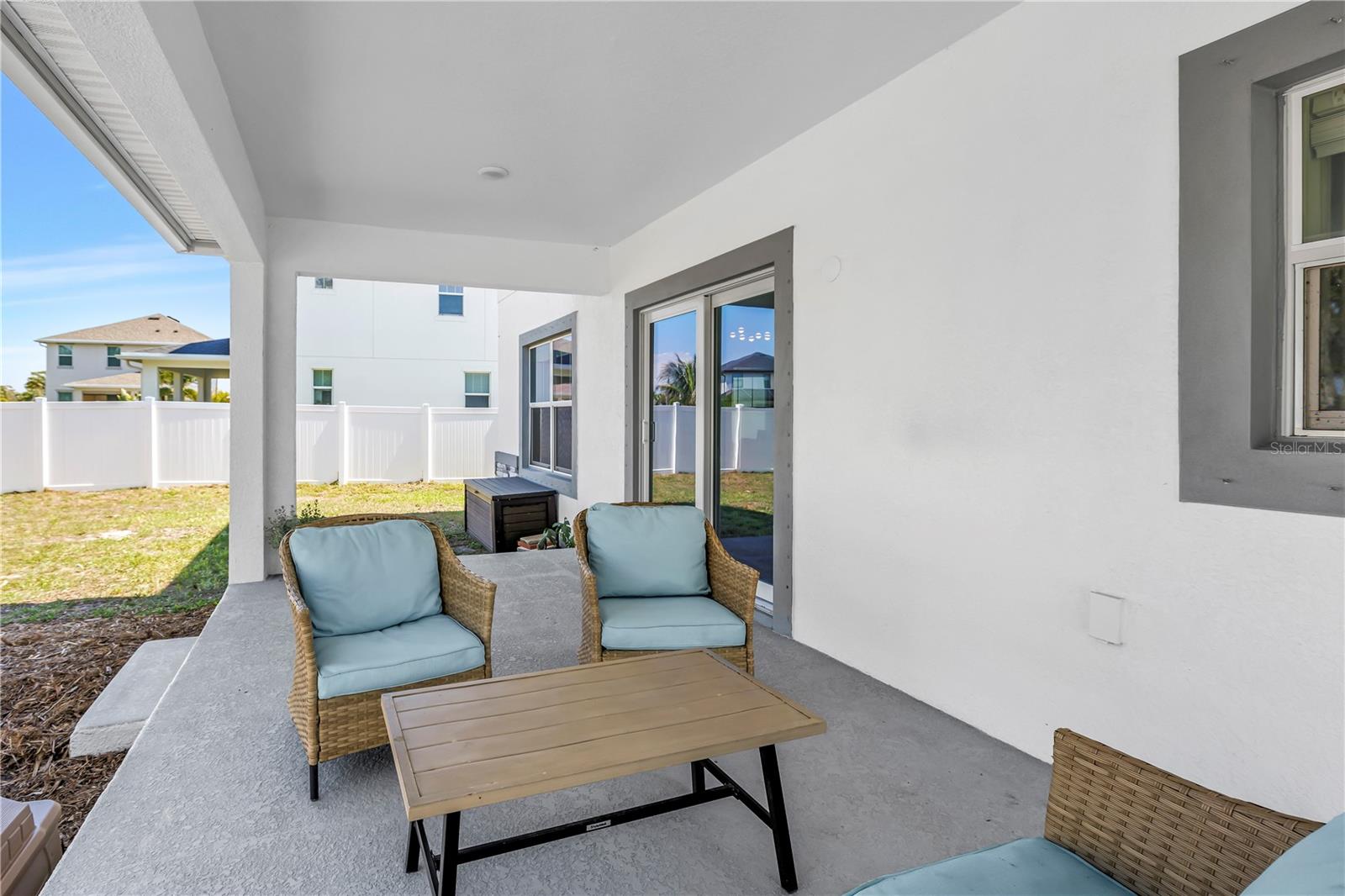 2119 CATALONIA Way ST PETERSBURG, FL 33712