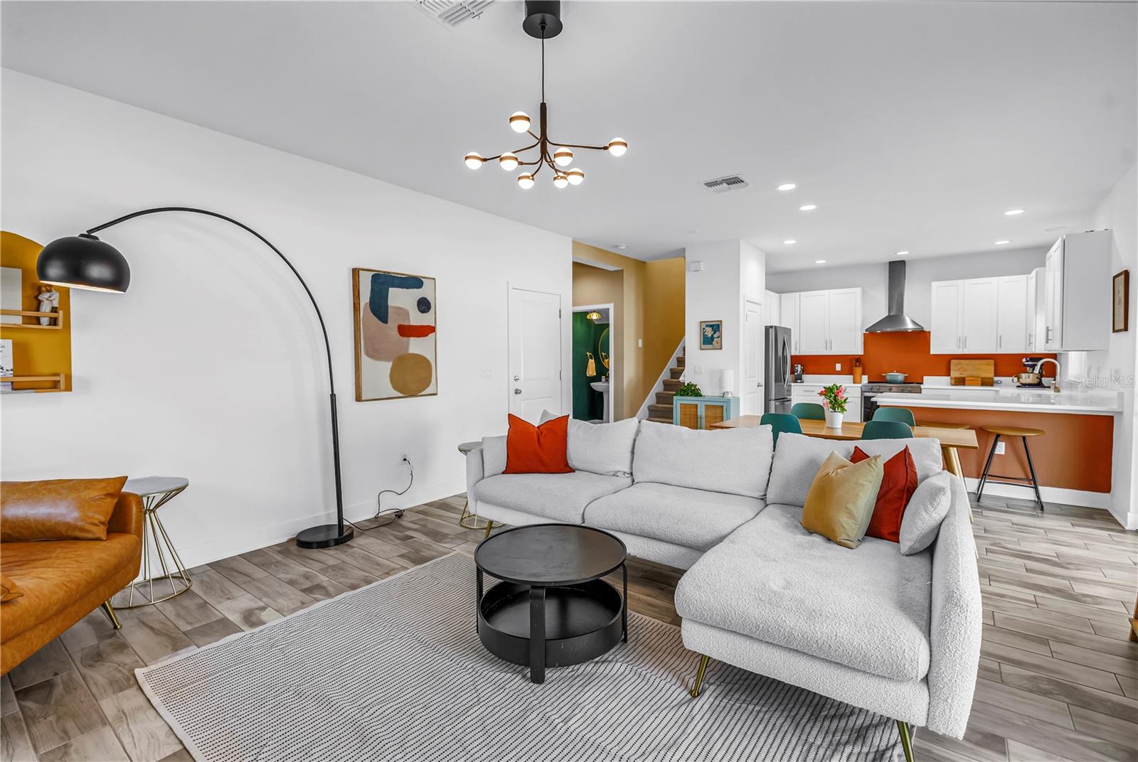 2119 CATALONIA Way ST PETERSBURG, FL 33712