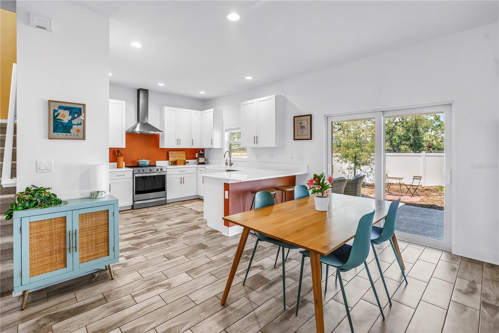 2119 CATALONIA Way ST PETERSBURG, FL 33712