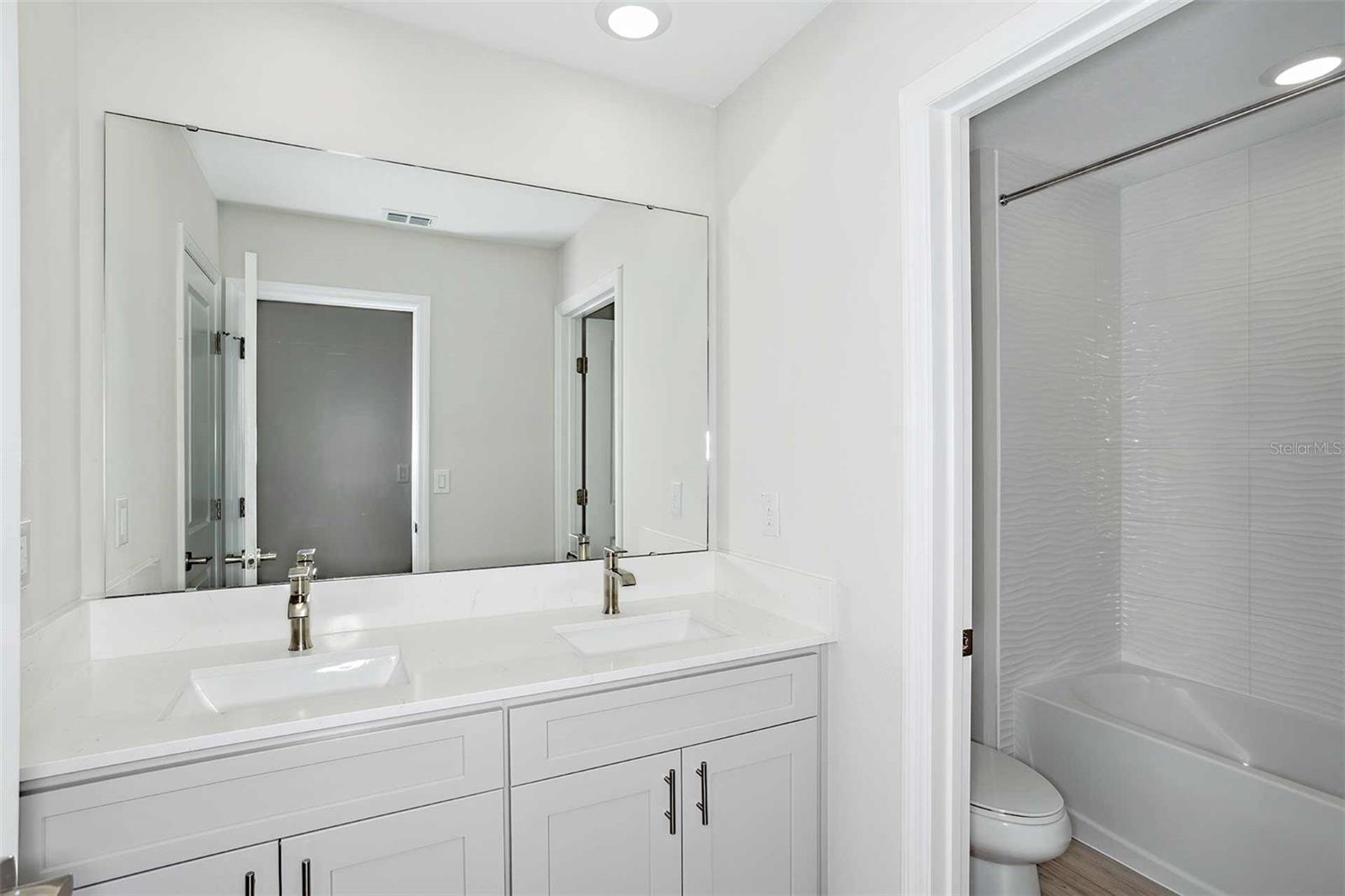33595 TWILIGHT SEA Pl DADE CITY, FL 33525