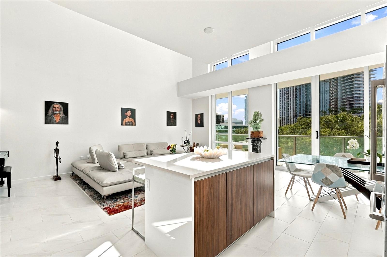 400 CENTRAL Ave #301 ST PETERSBURG, FL 33701