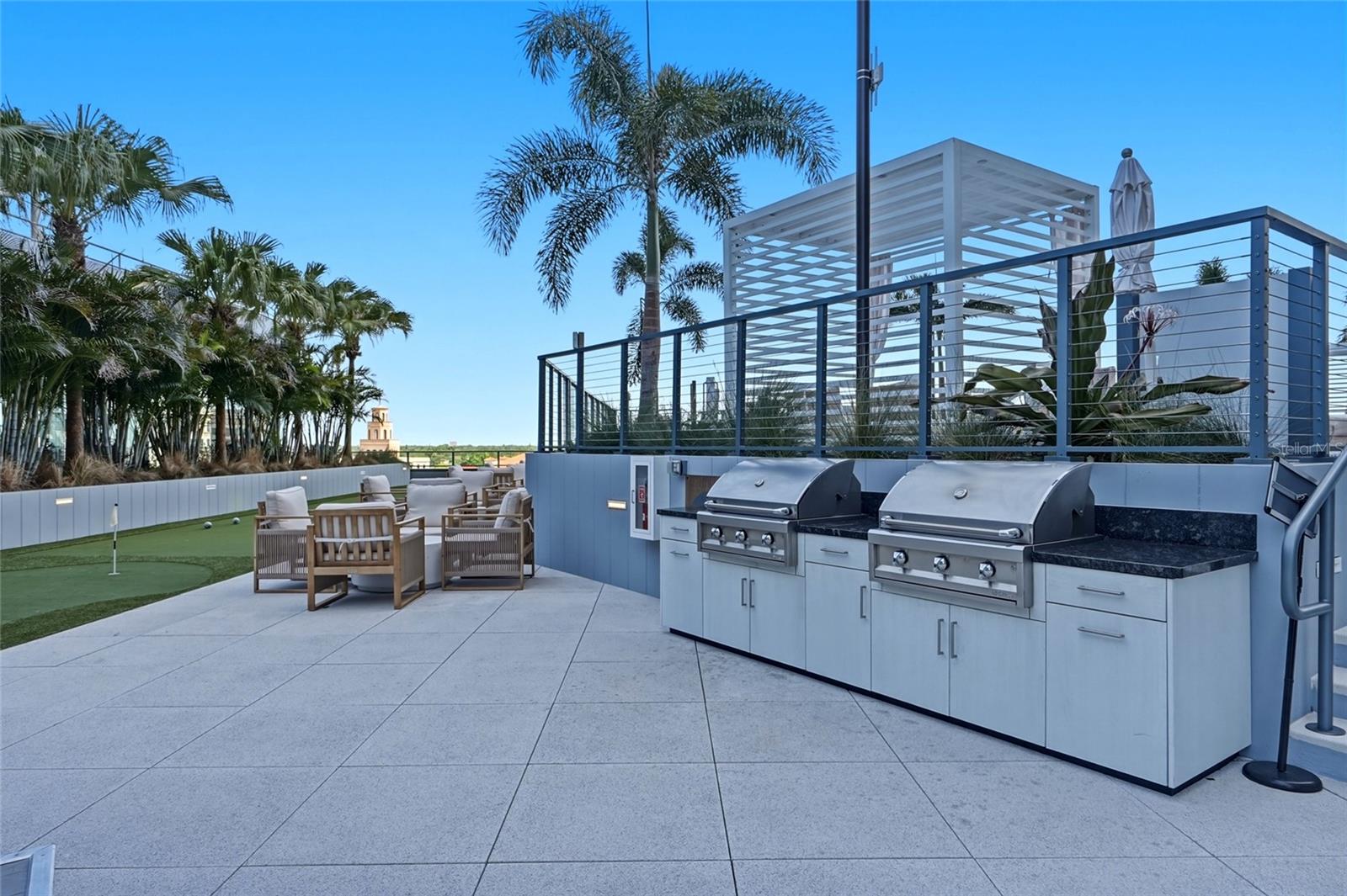 400 CENTRAL Ave #301 ST PETERSBURG, FL 33701