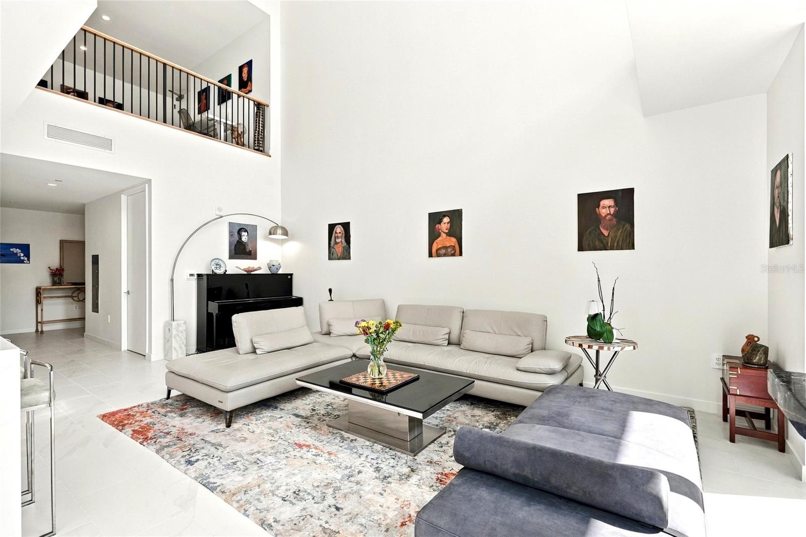 400 CENTRAL Ave #301 ST PETERSBURG, FL 33701