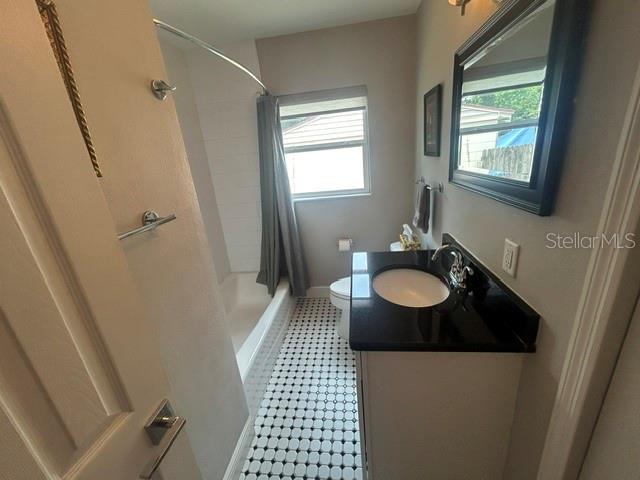 428 ALTALOMA Ave ORLANDO, FL 32803