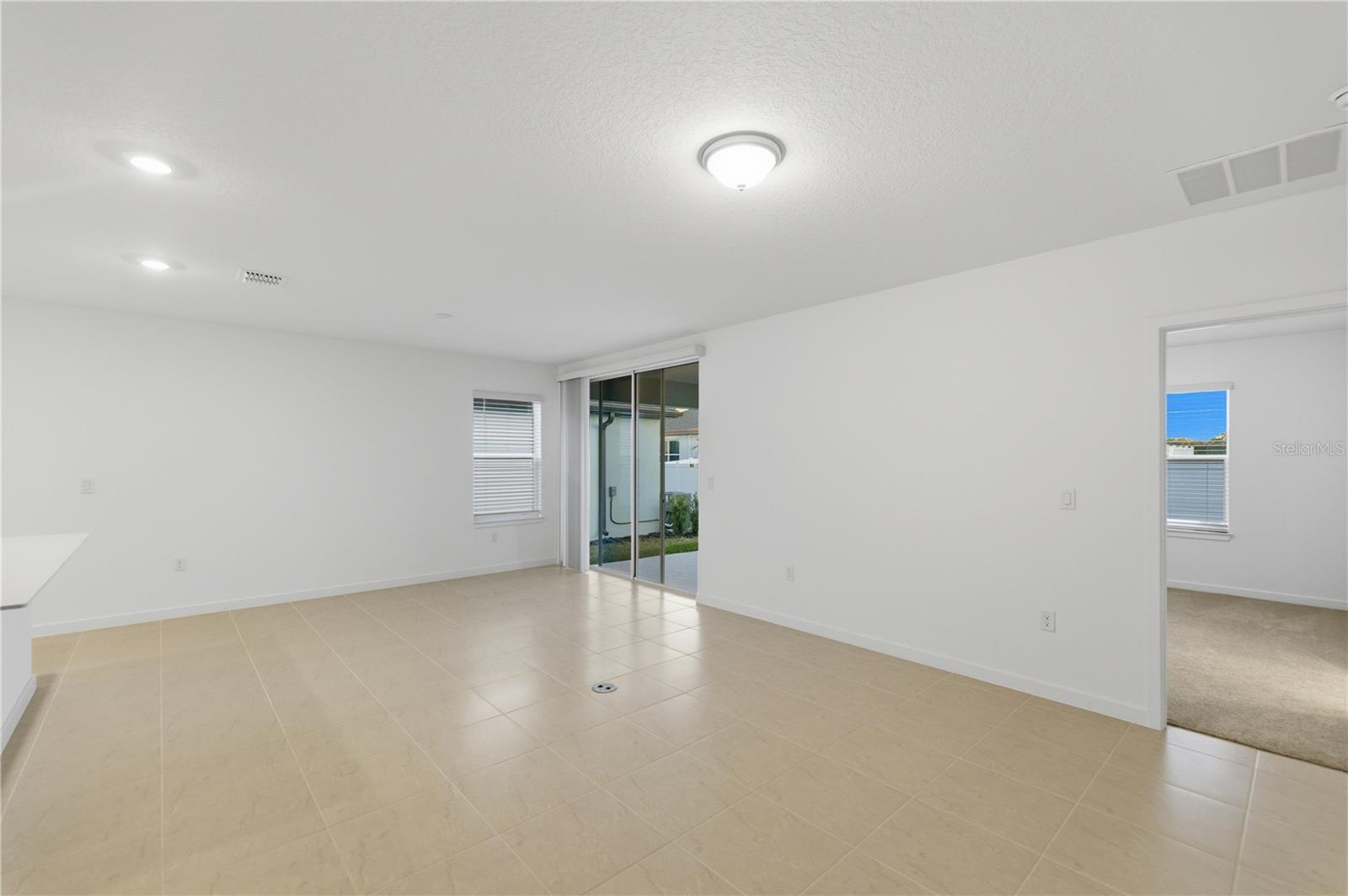 6760 SW 90TH Cir OCALA, FL 34476