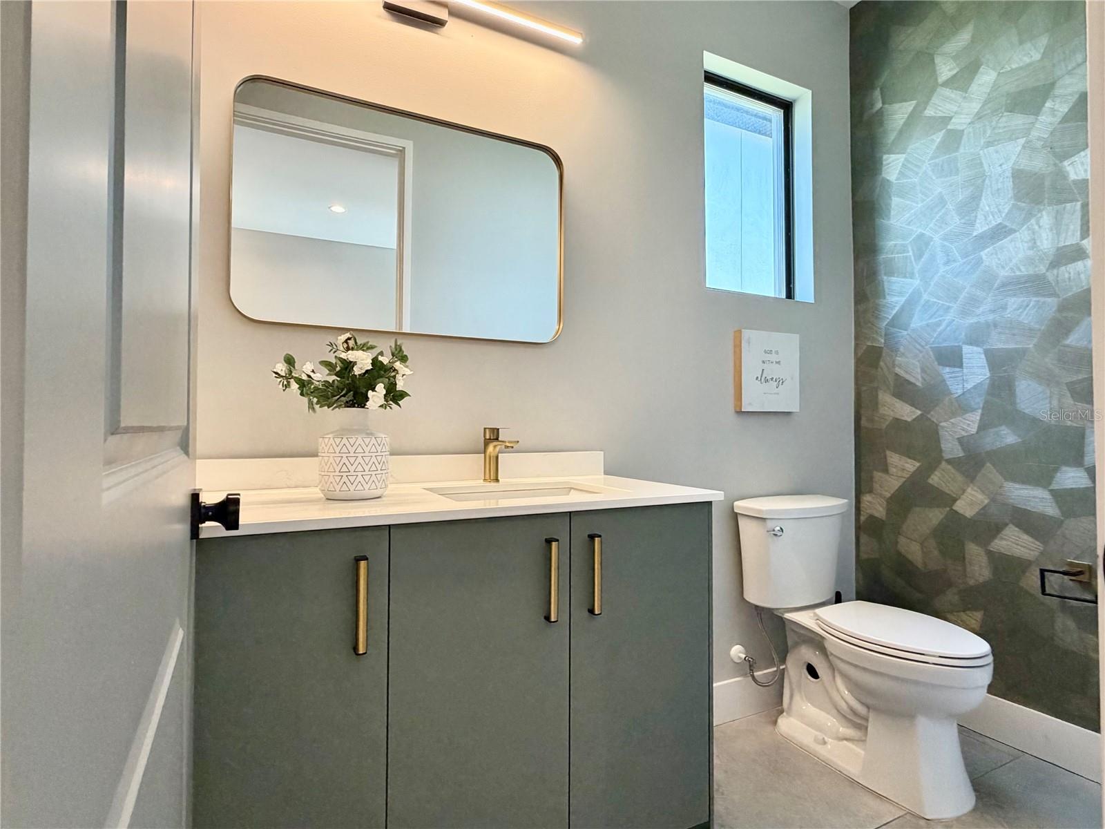 1642 TRIANGLE Ave ORLANDO, FL 32806