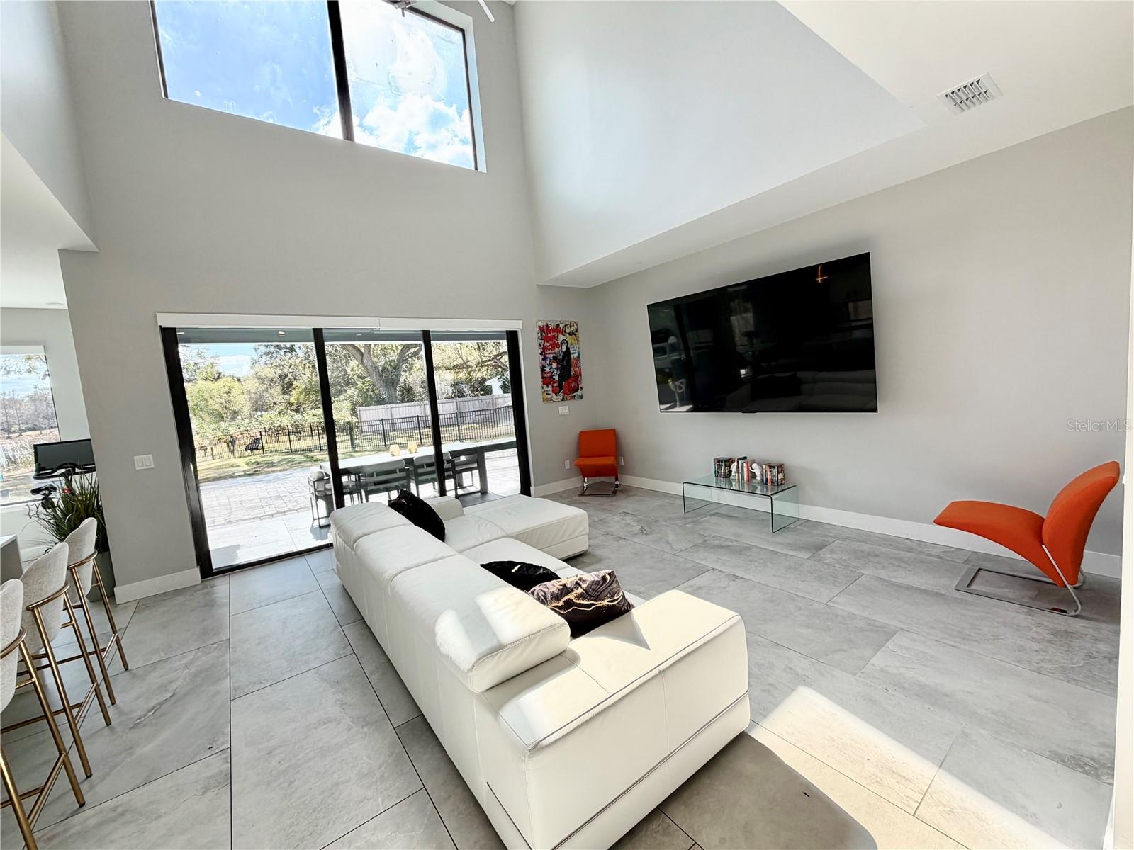 1642 TRIANGLE Ave ORLANDO, FL 32806