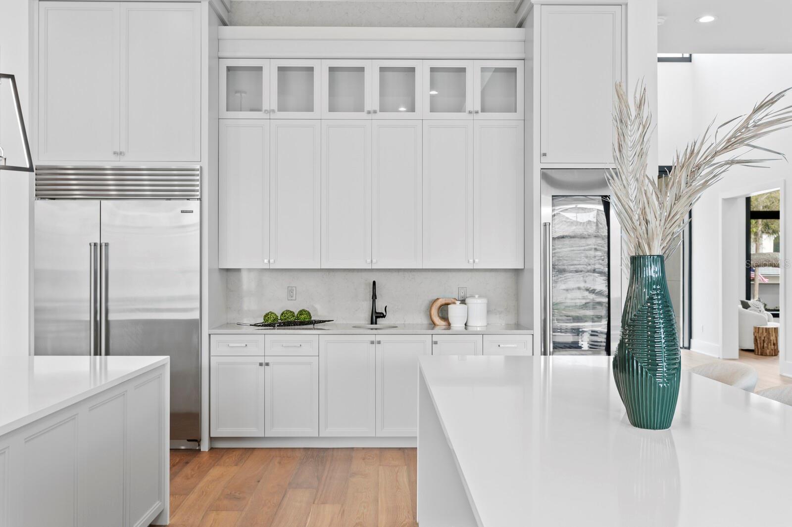 1401 BRIGHTWATERS Blvd ST PETERSBURG, FL 33704