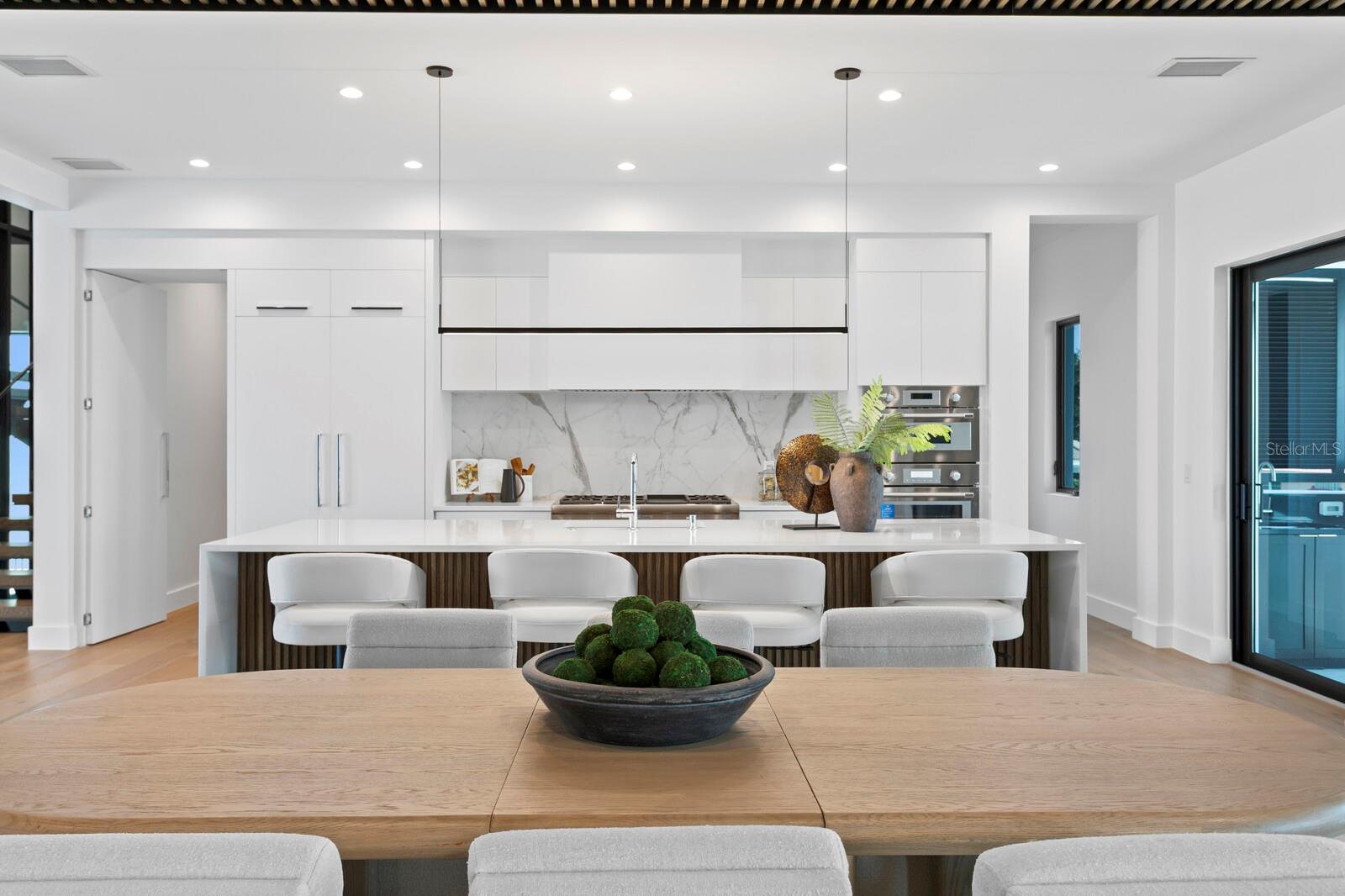 2087 MICHIGAN Ave ST PETERSBURG, FL 33703