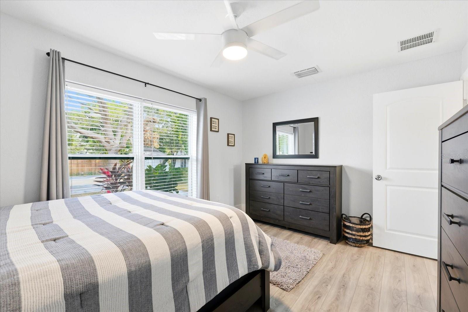 2584 14TH Ave ST PETERSBURG, FL 33712