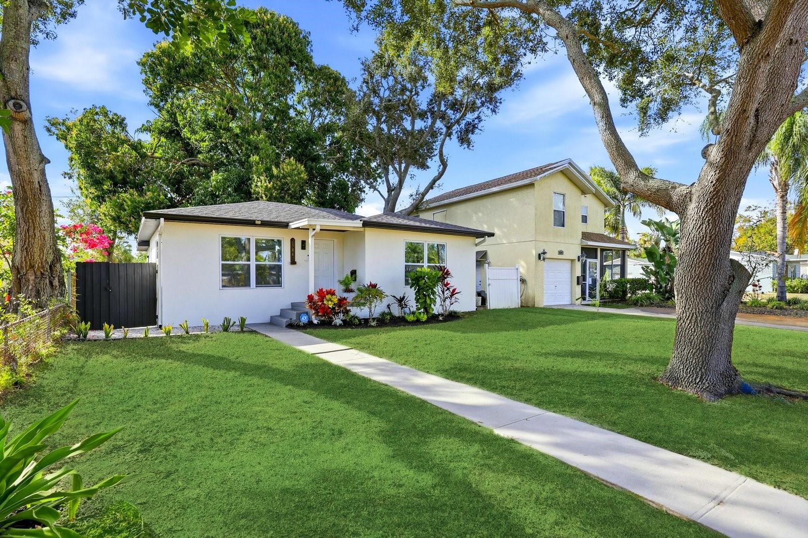 2584 14TH Ave ST PETERSBURG, FL 33712