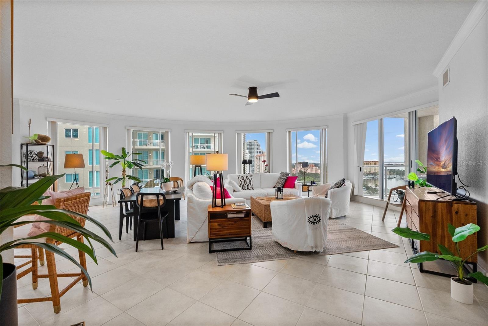 100 Bch Dr #1501 ST PETERSBURG, FL 33701