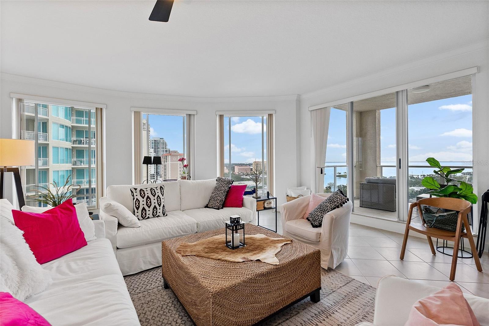 100 Bch Dr #1501 ST PETERSBURG, FL 33701