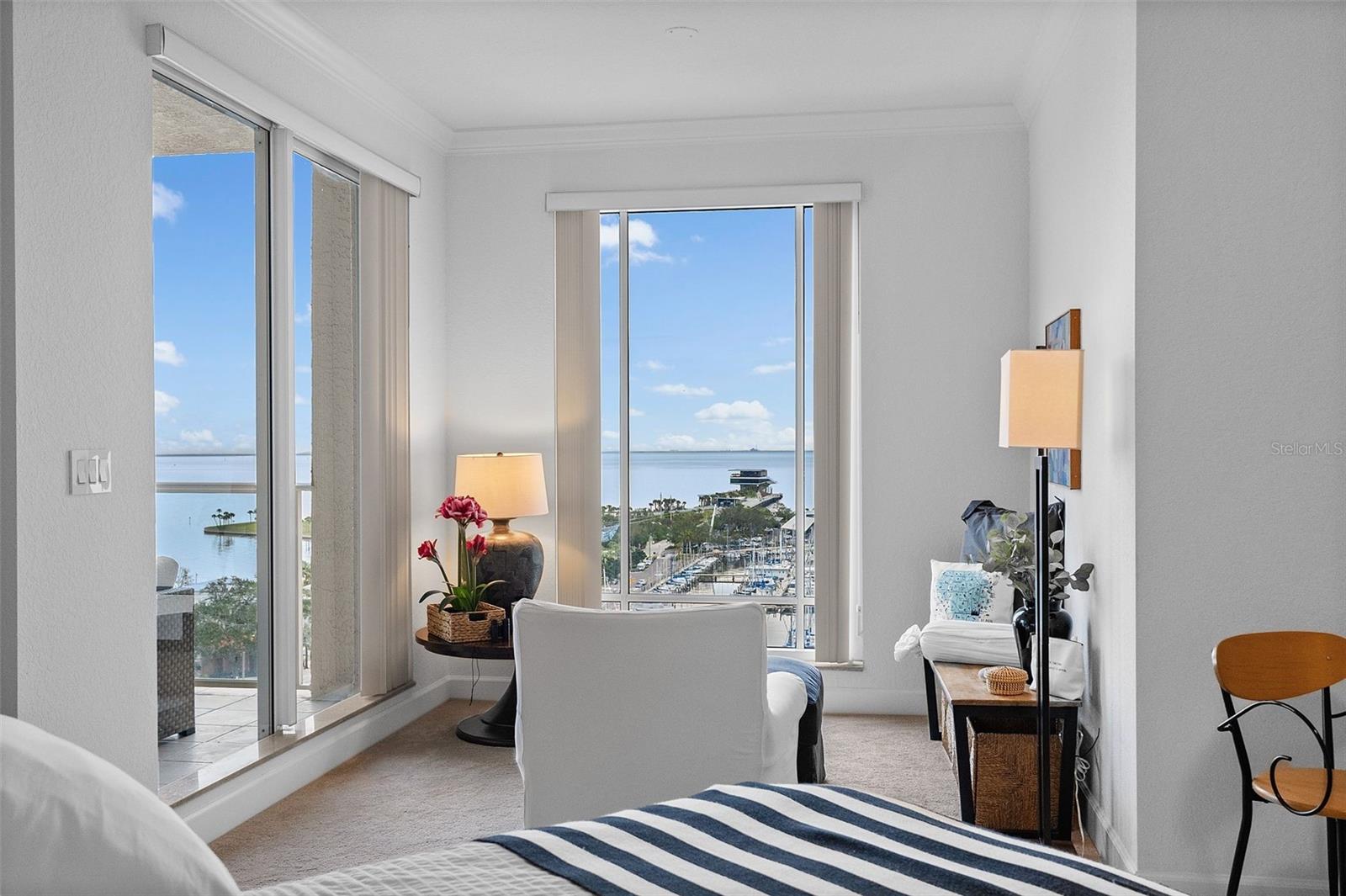 100 Bch Dr #1501 ST PETERSBURG, FL 33701