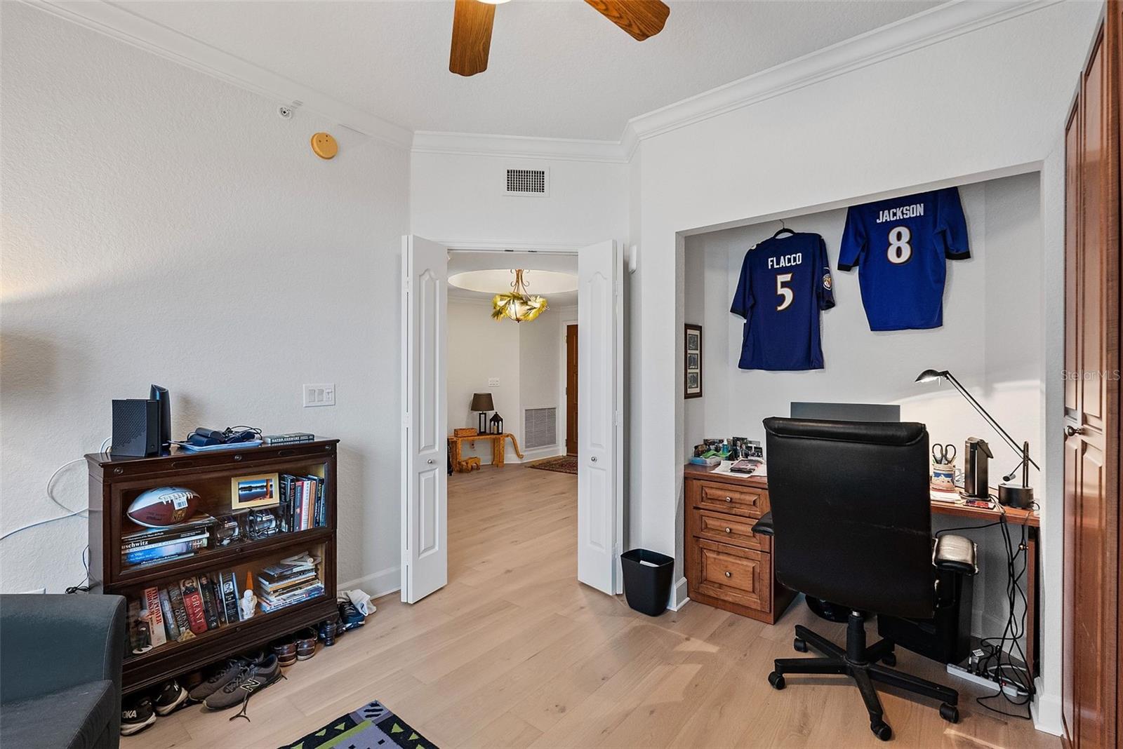 100 Bch Dr #1501 ST PETERSBURG, FL 33701