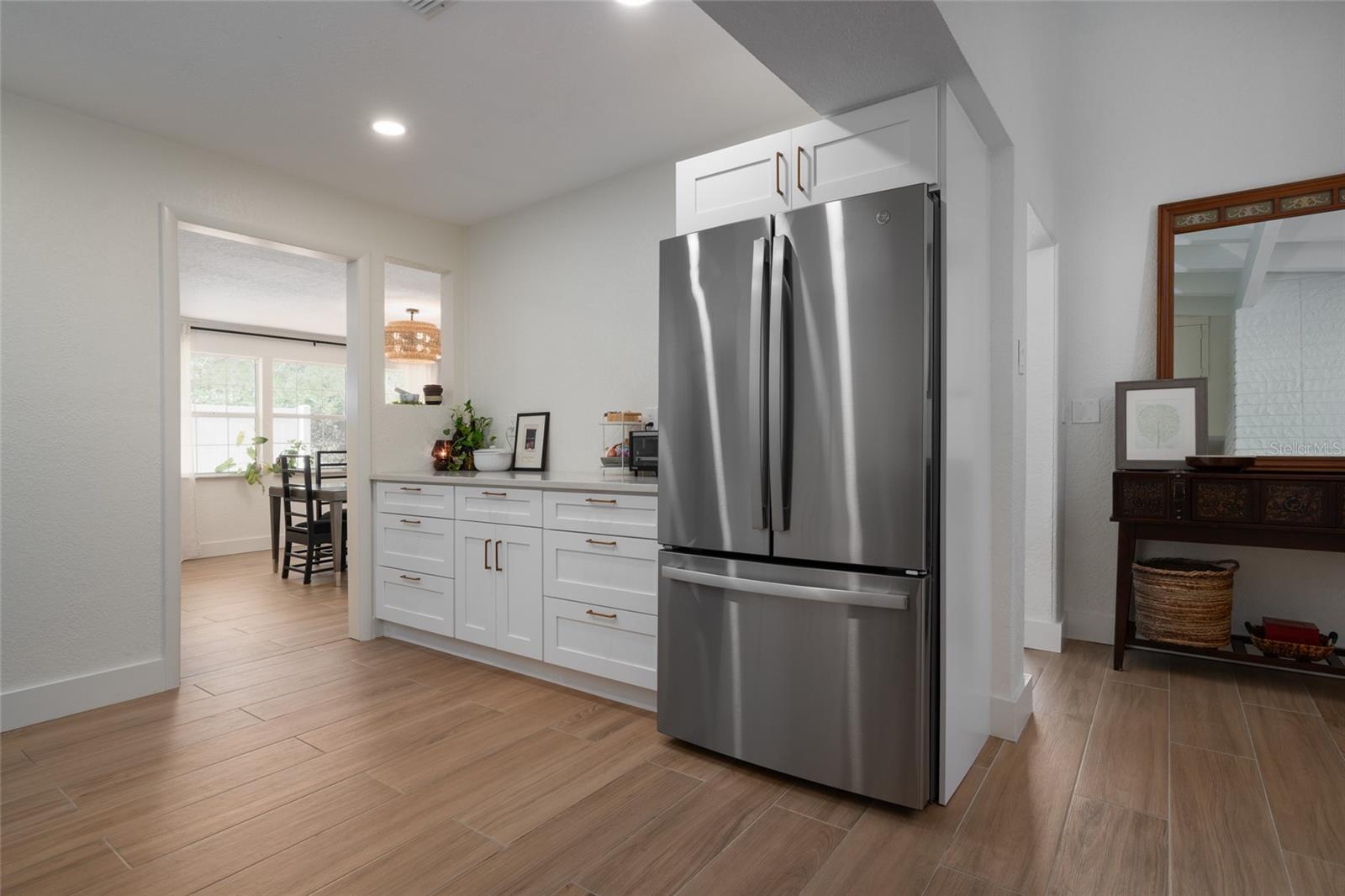 2660 FAIRWAY Ave ST PETERSBURG, FL 33712