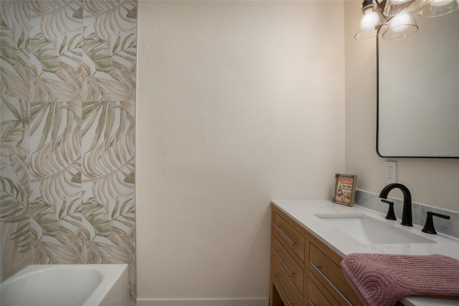 2660 FAIRWAY Ave ST PETERSBURG, FL 33712