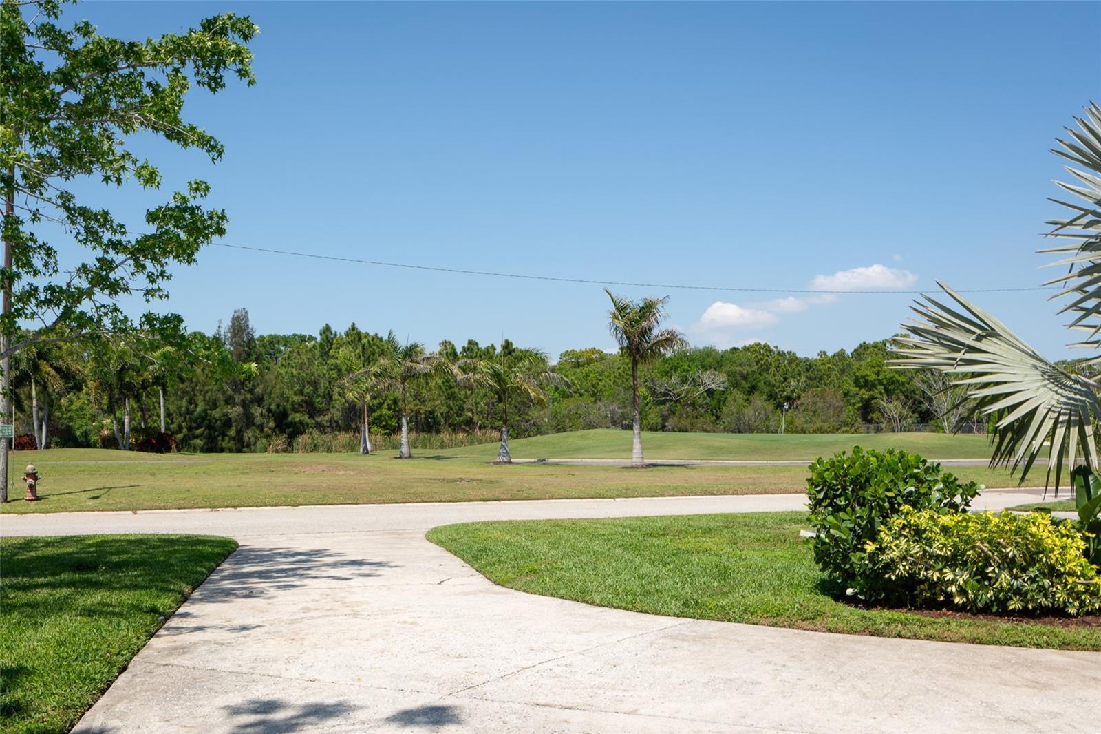 2660 FAIRWAY Ave ST PETERSBURG, FL 33712