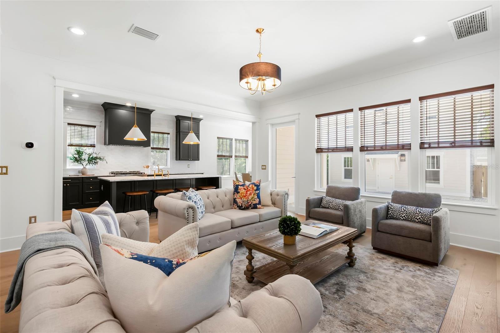 1038 26TH Ave ST PETERSBURG, FL 33703