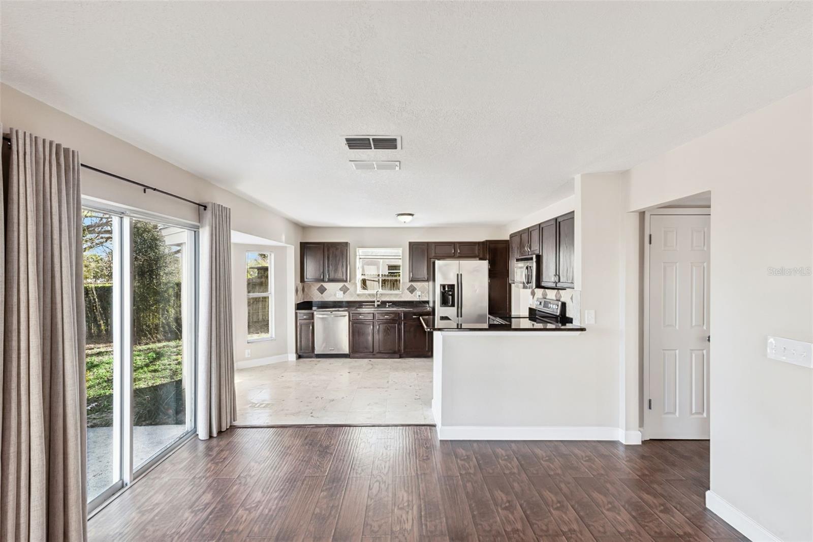 5439 RED BONE Ln ORLANDO, FL 32810