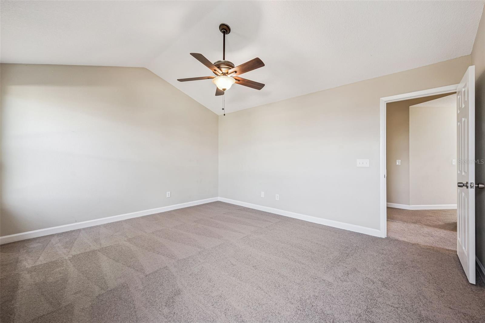 5439 RED BONE Ln ORLANDO, FL 32810