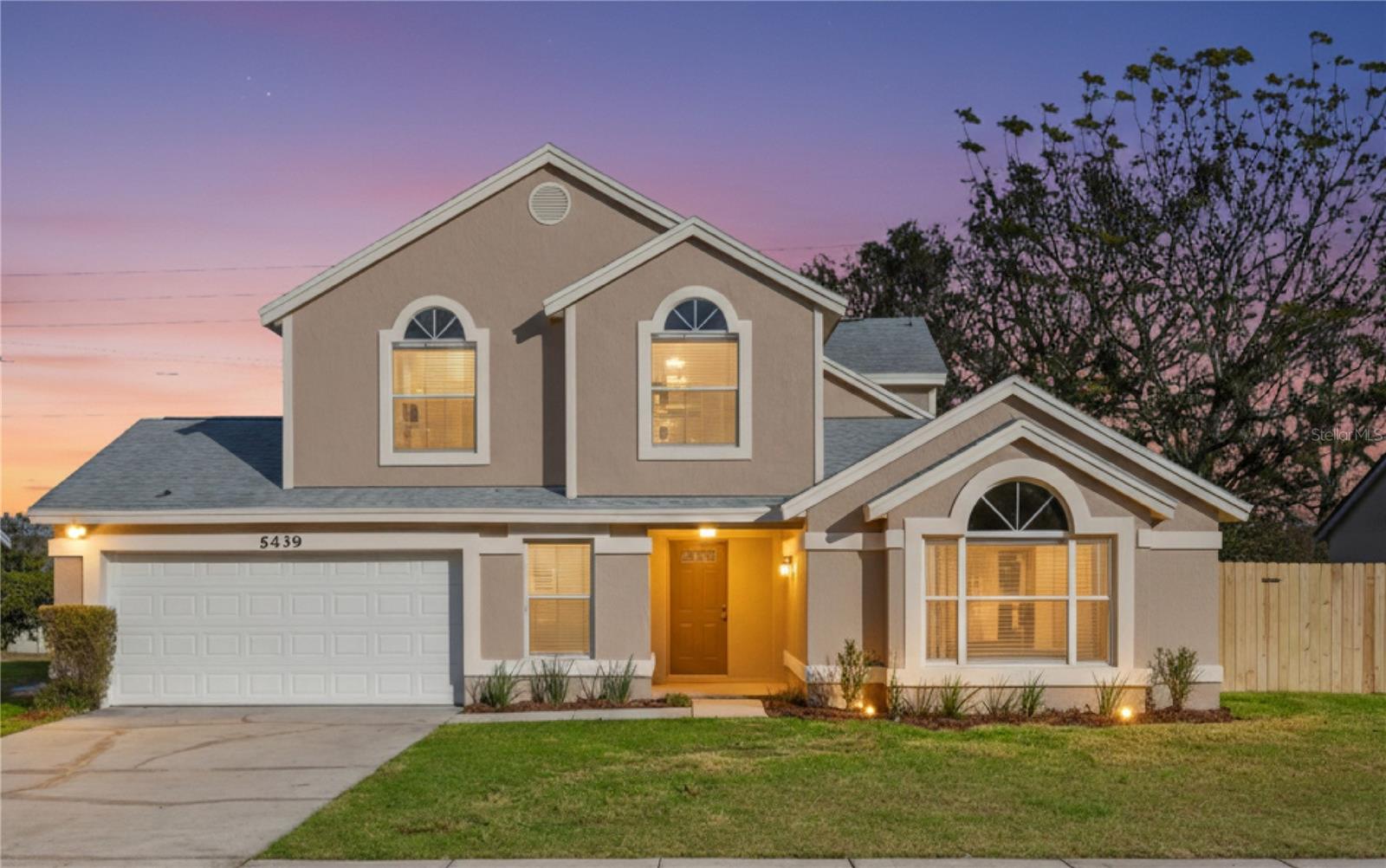 5439 RED BONE Ln ORLANDO, FL 32810