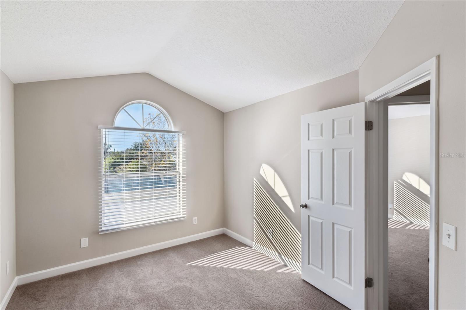 5439 RED BONE Ln ORLANDO, FL 32810