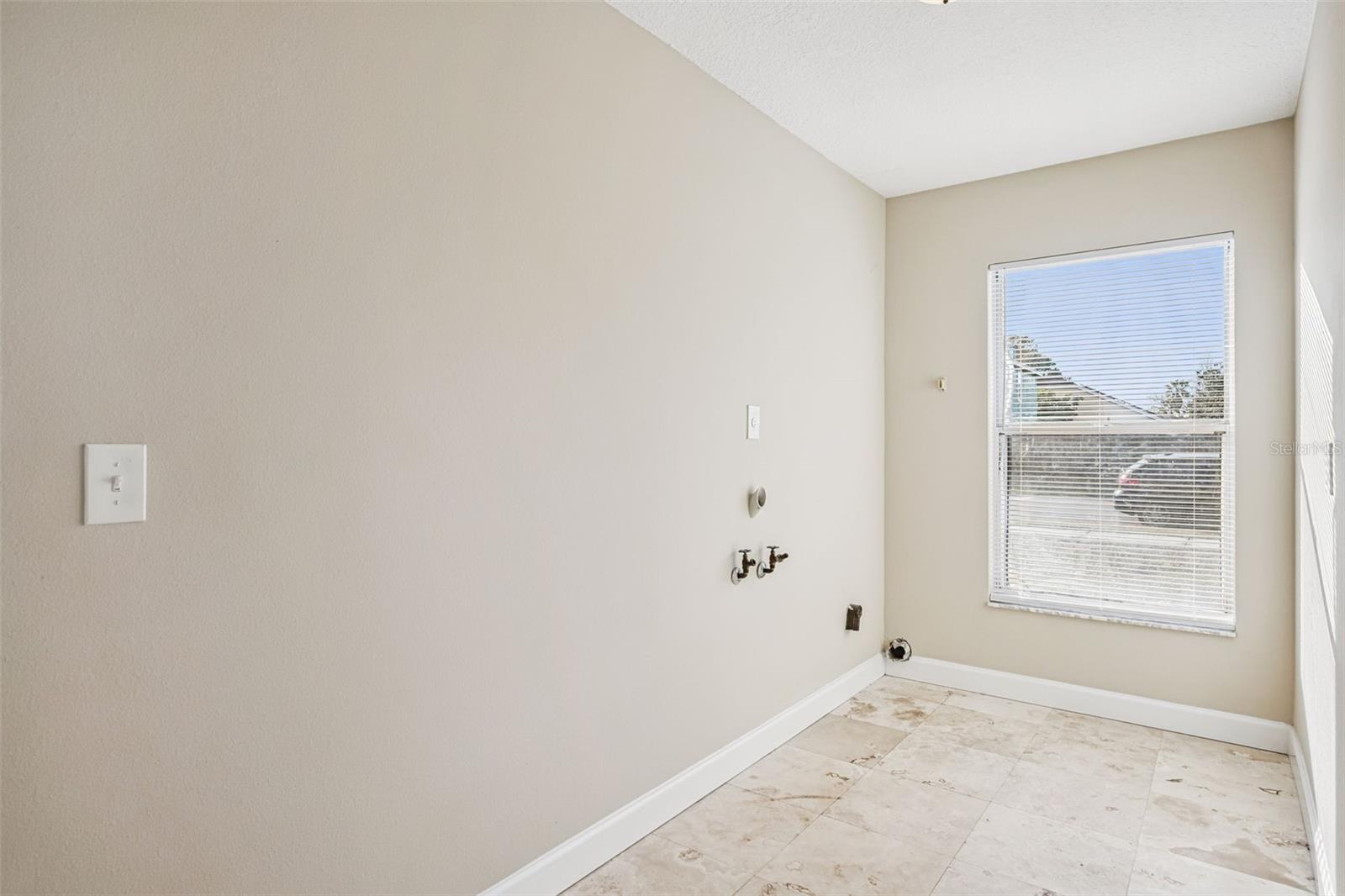 5439 RED BONE Ln ORLANDO, FL 32810