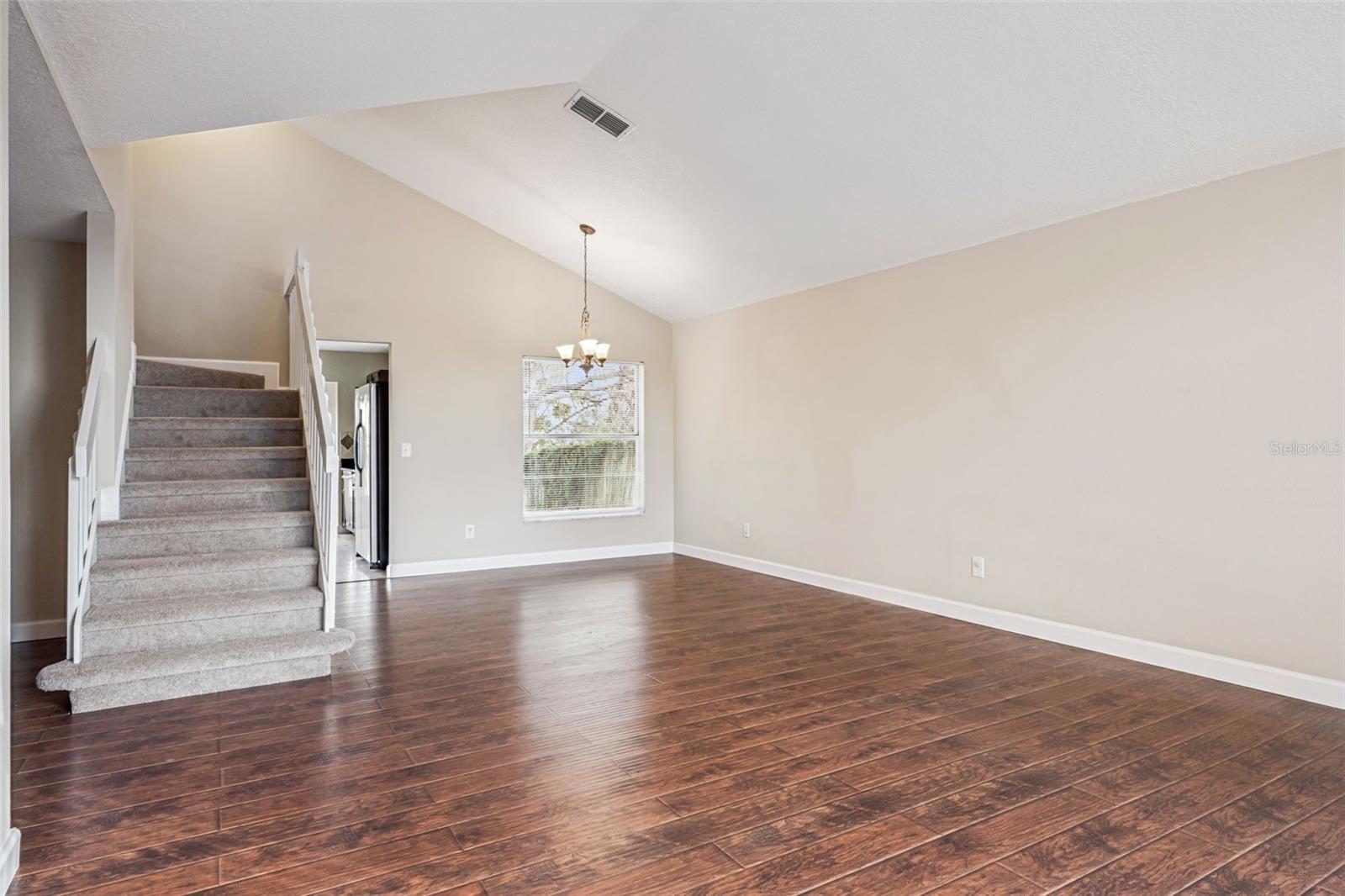 5439 RED BONE Ln ORLANDO, FL 32810