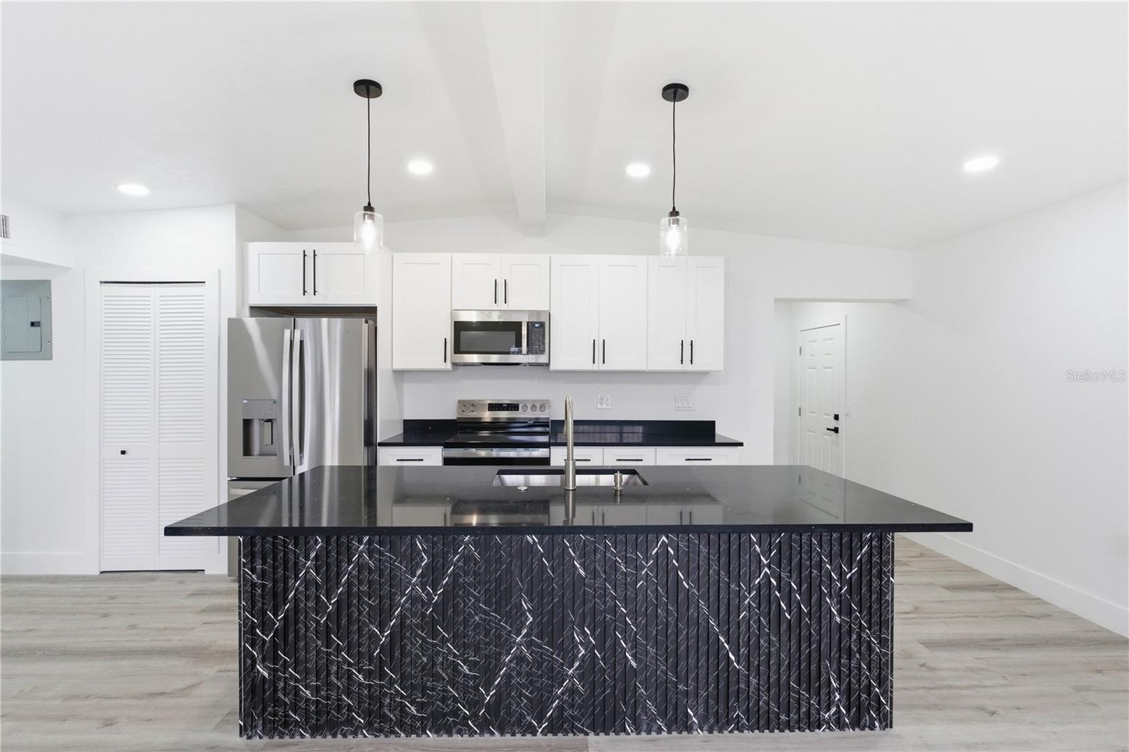 6606 N 30TH St TAMPA, FL 33610