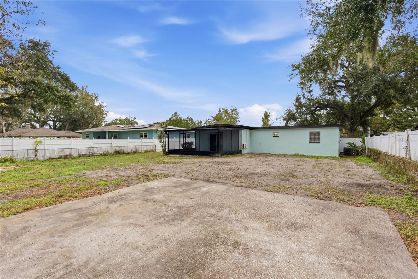 6606 N 30TH St TAMPA, FL 33610