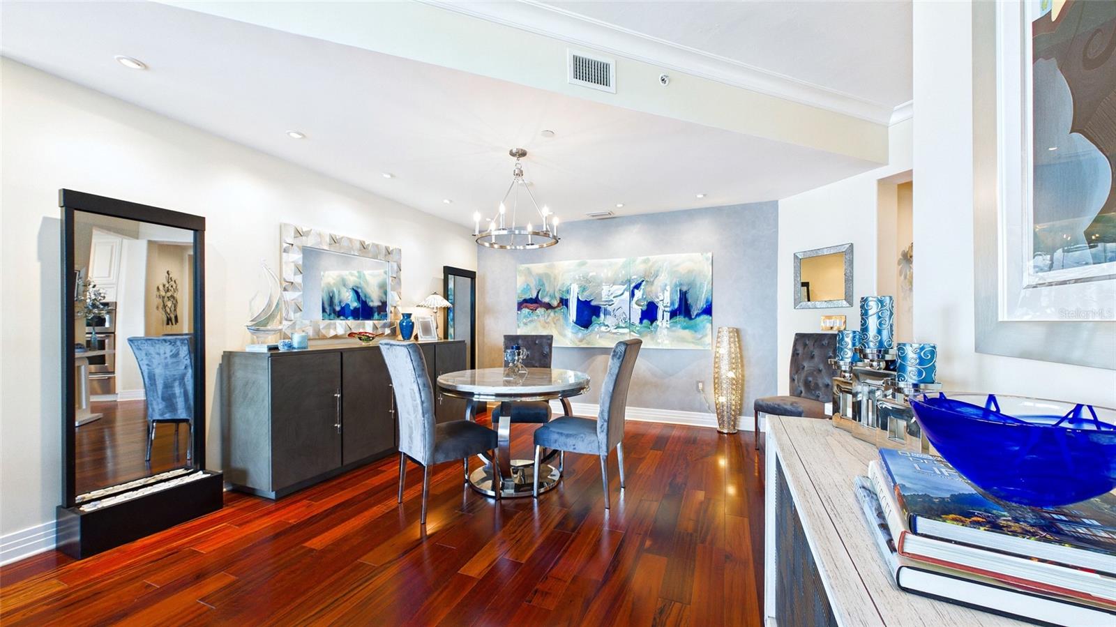 400 Bch Dr #1101 ST PETERSBURG, FL 33701