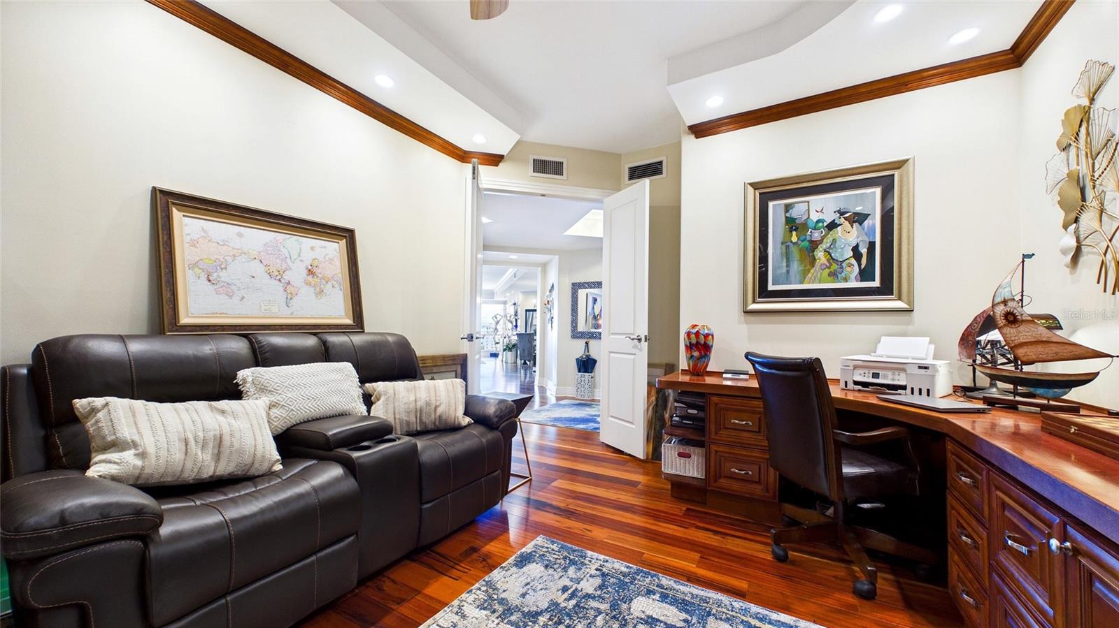 400 Bch Dr #1101 ST PETERSBURG, FL 33701
