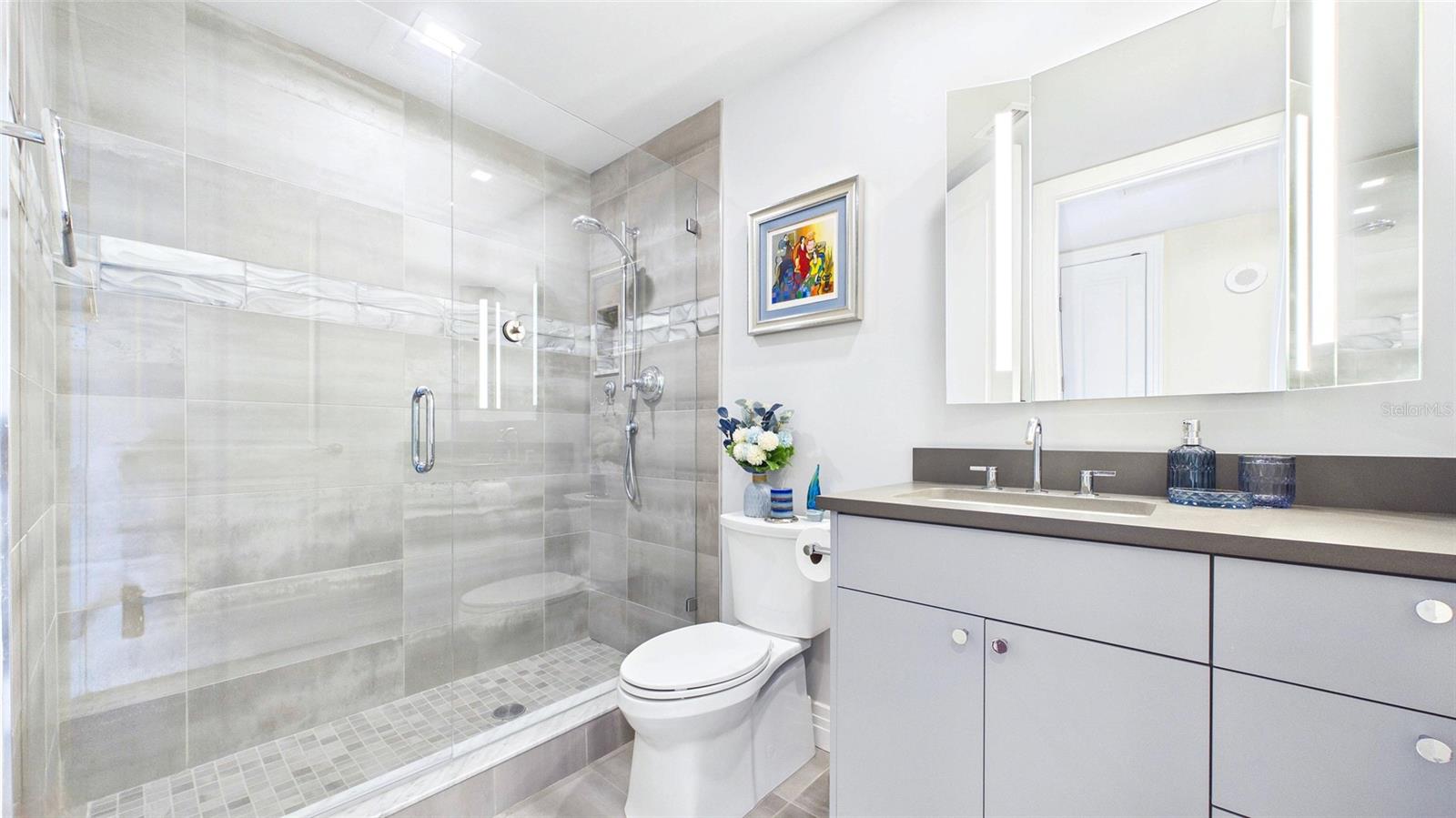 400 Bch Dr #1101 ST PETERSBURG, FL 33701