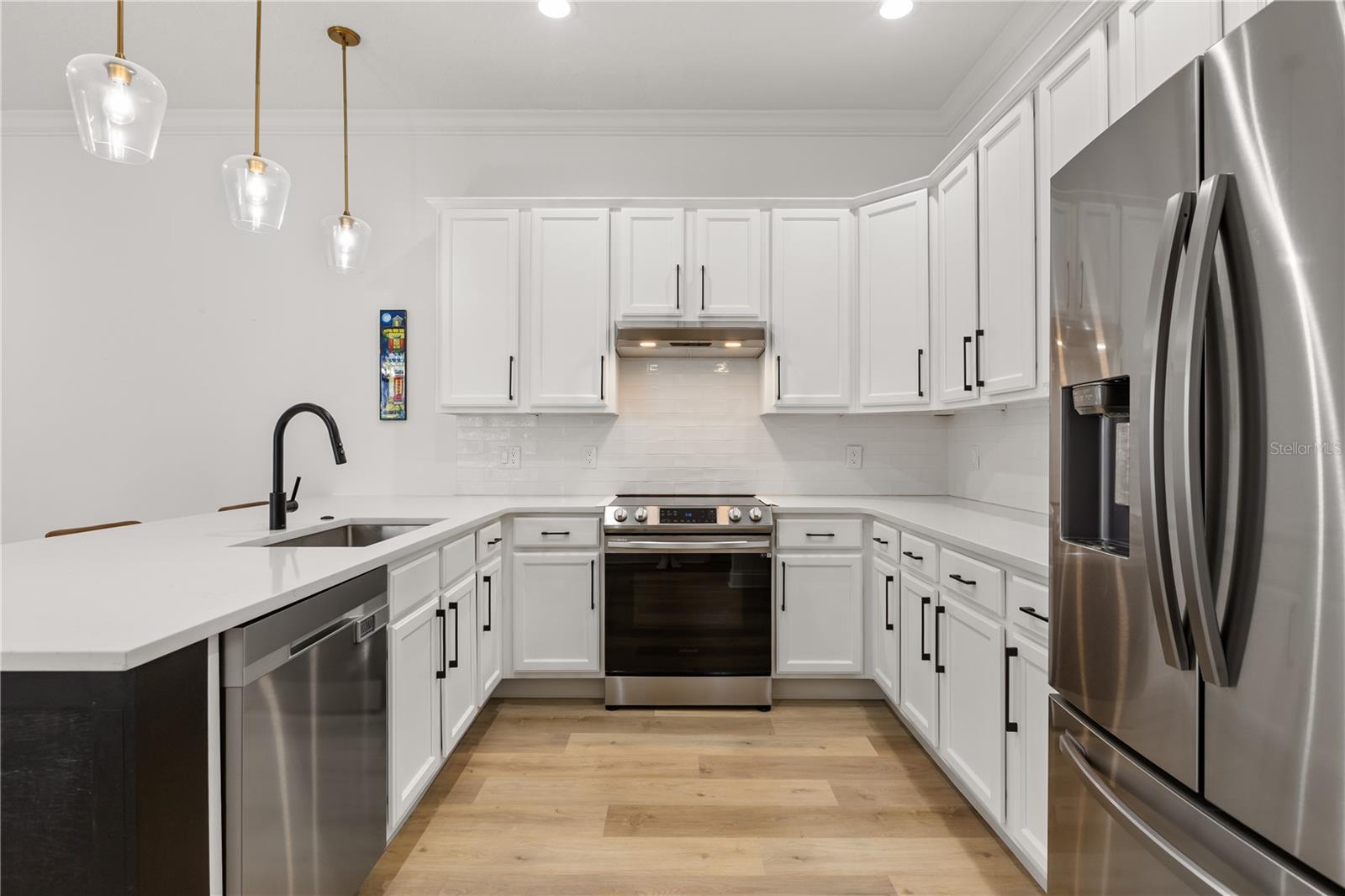 2011 E ESTHER St ORLANDO, FL 32806