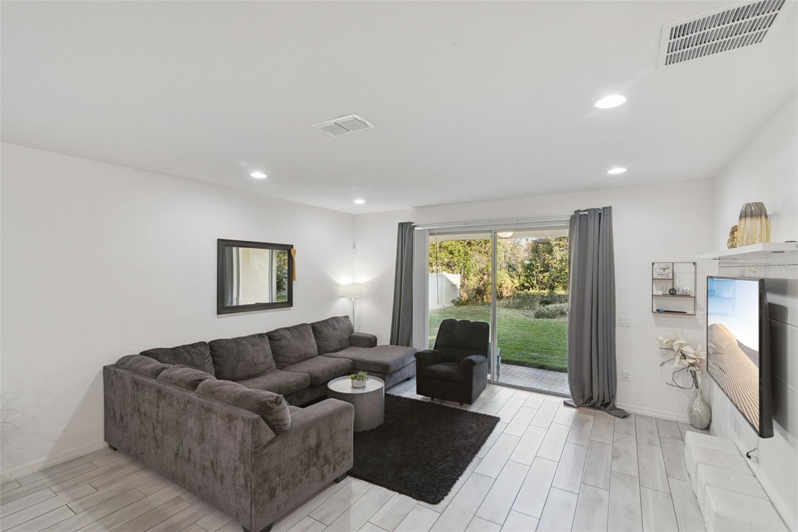 2339 JERNIGAN Cir KISSIMMEE, FL 34746