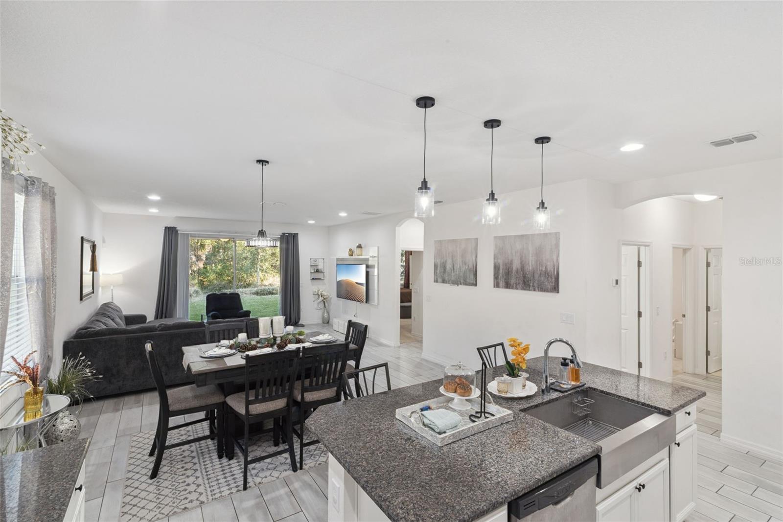 2339 JERNIGAN Cir KISSIMMEE, FL 34746