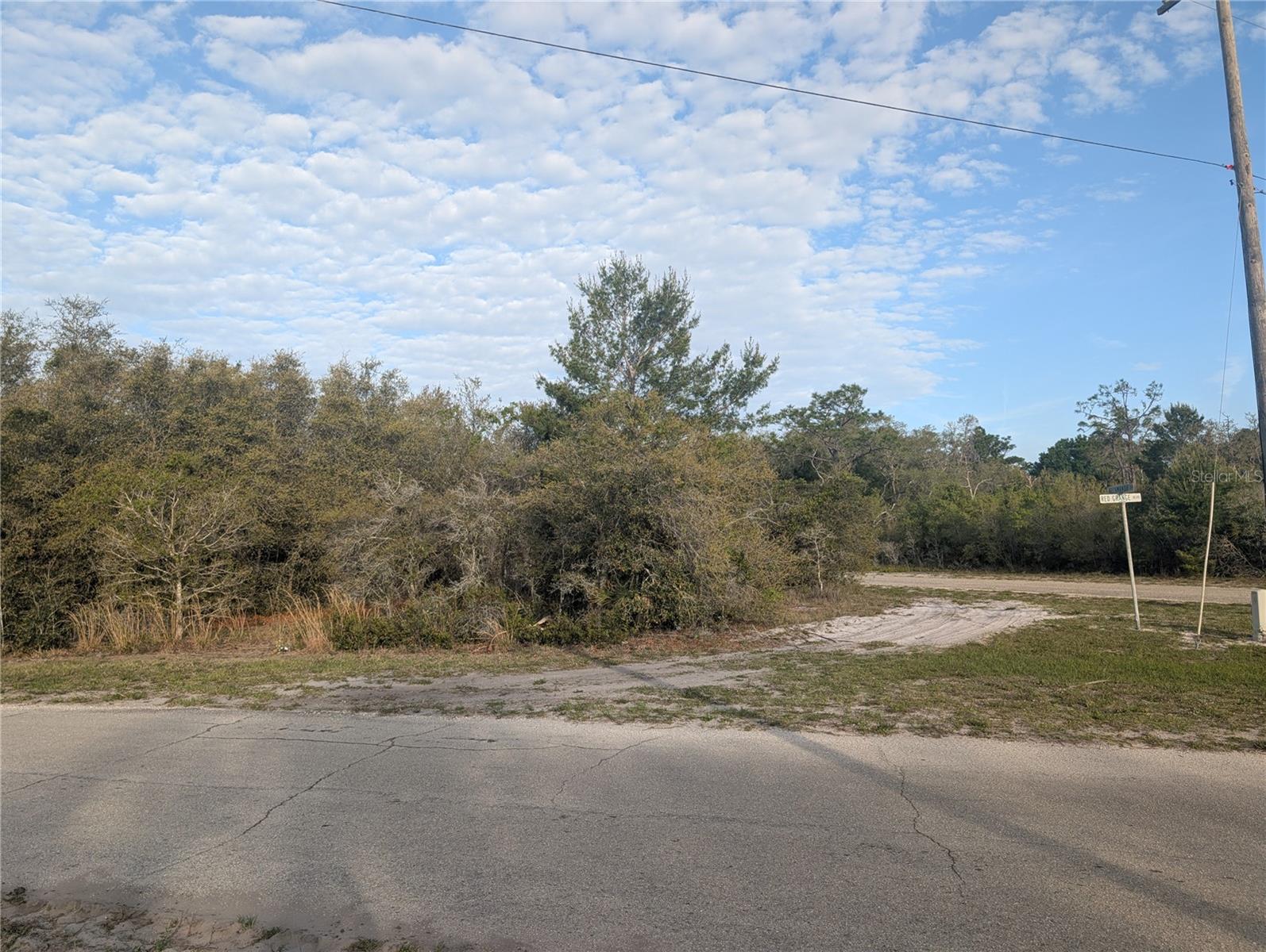 1 ALLAMANDA Dr INDIAN LAKE ESTATES, FL 33855