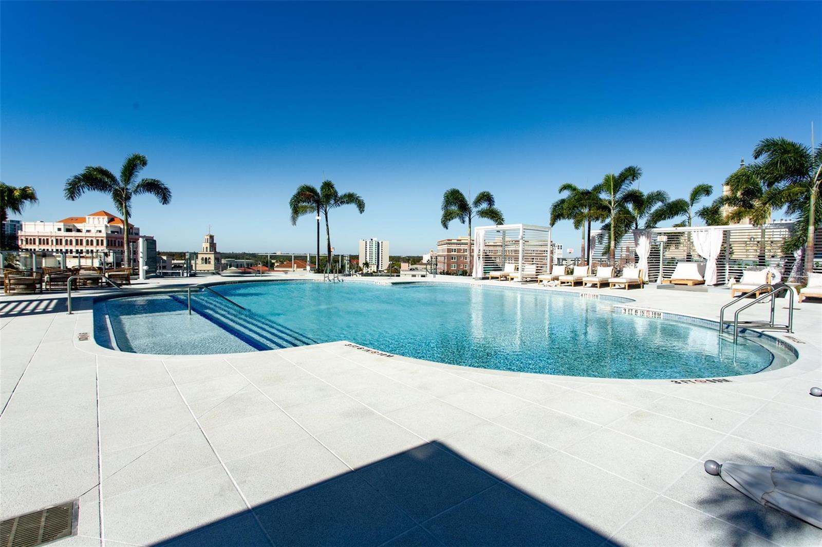 400 CENTRAL Ave #1609 ST PETERSBURG, FL 33701