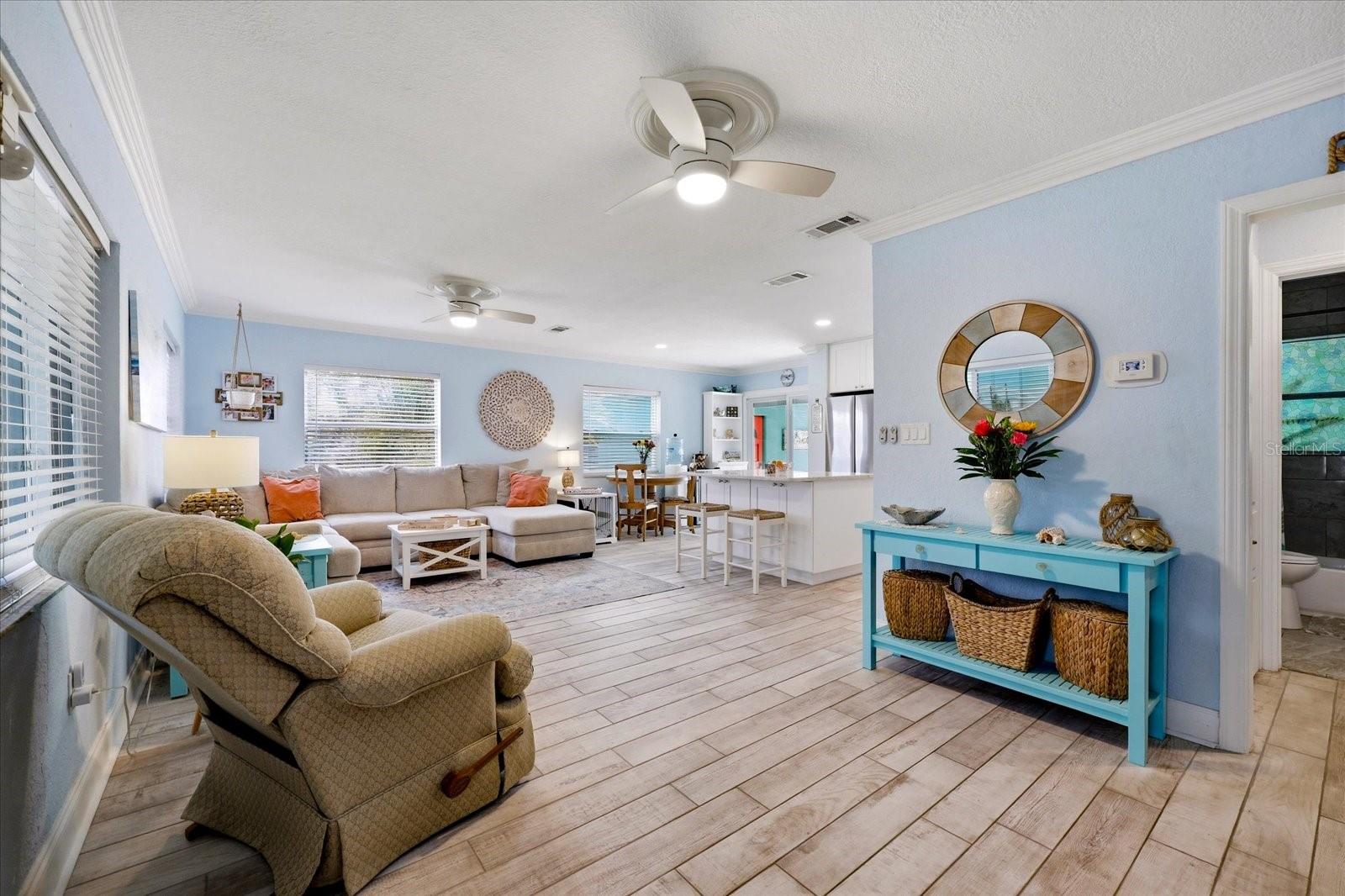 712 S GLENWOOD Ave CLEARWATER, FL 33756