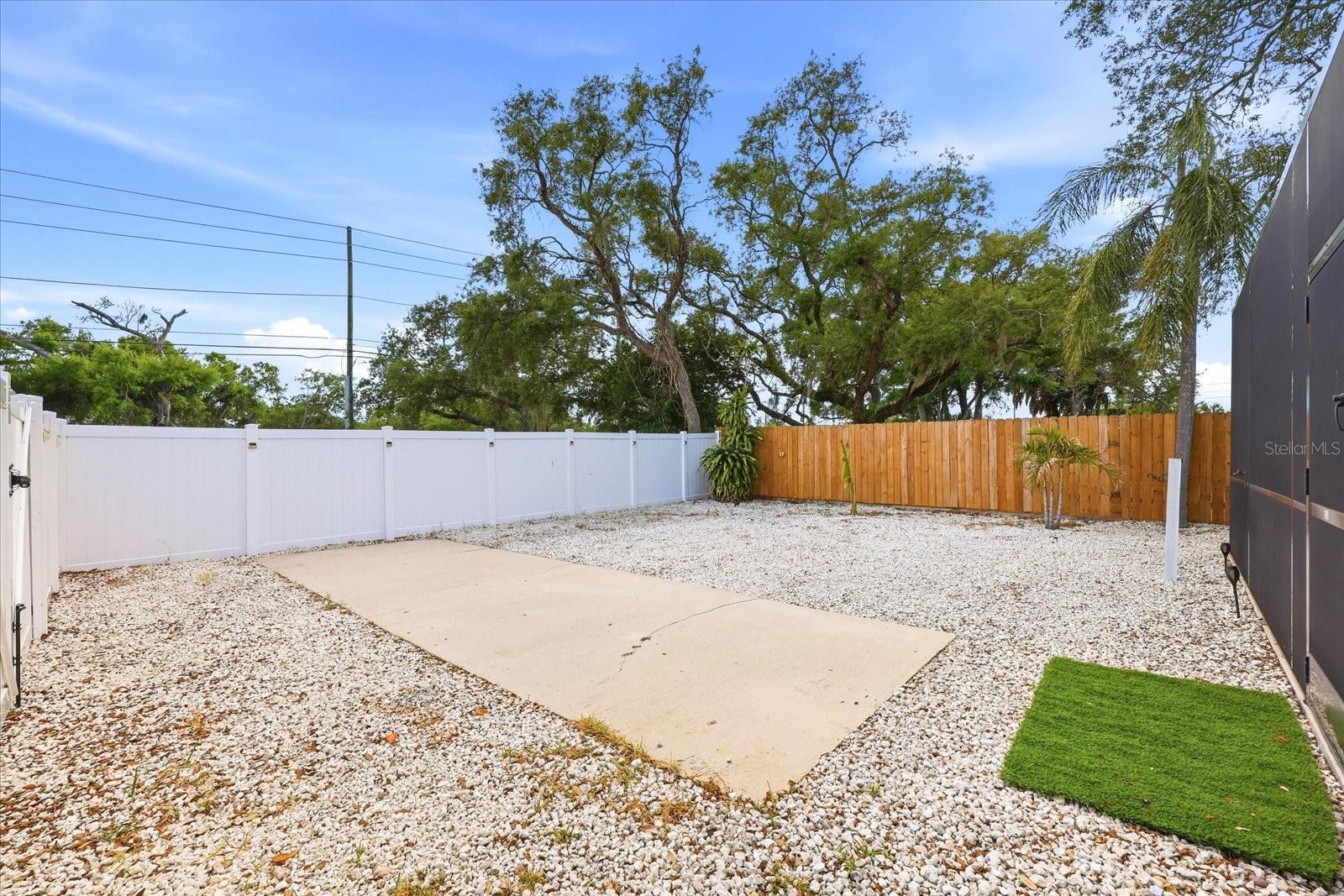 712 S GLENWOOD Ave CLEARWATER, FL 33756