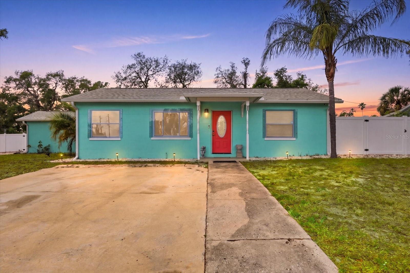 712 S GLENWOOD Ave CLEARWATER, FL 33756
