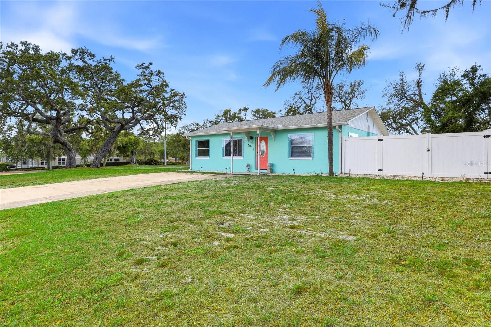 712 S GLENWOOD Ave CLEARWATER, FL 33756