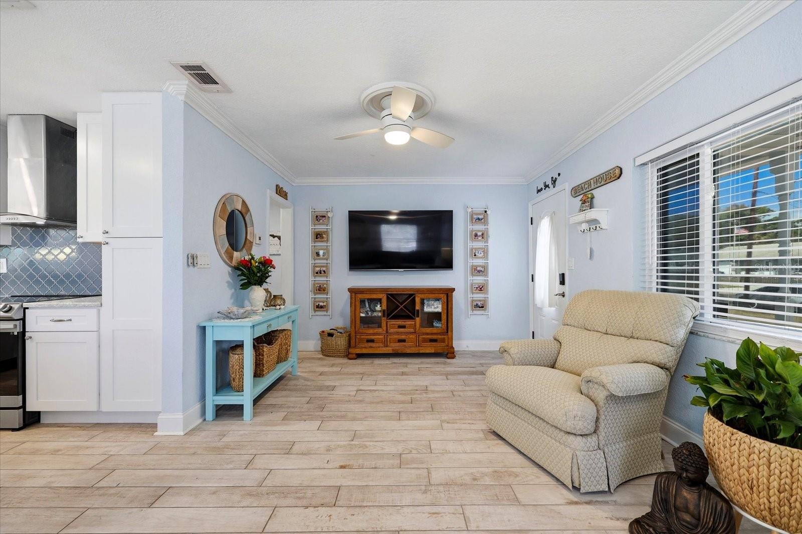712 S GLENWOOD Ave CLEARWATER, FL 33756