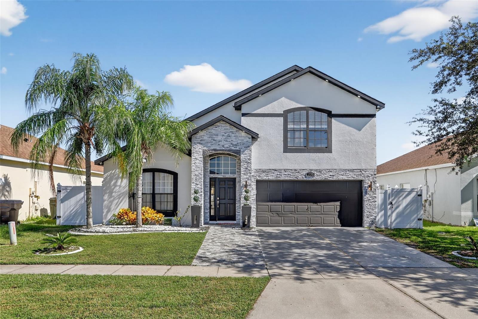 738 HACIENDA Cir KISSIMMEE, FL 34741