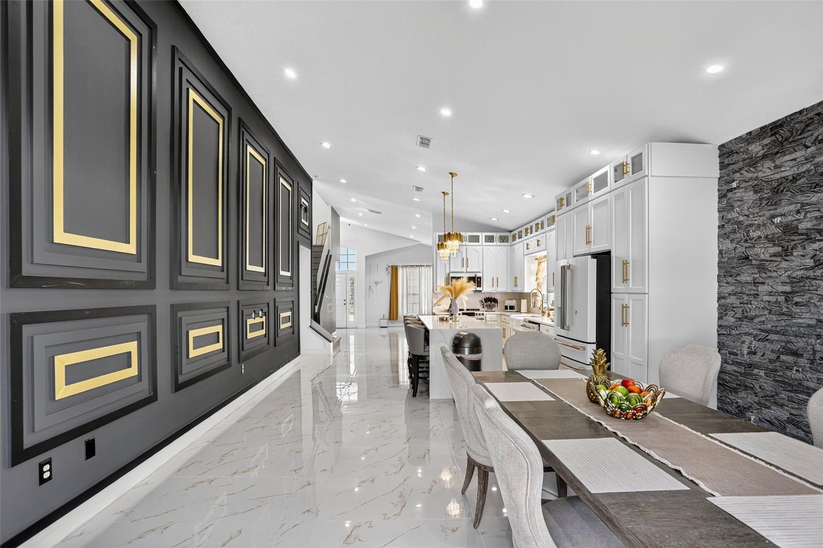 738 HACIENDA Cir KISSIMMEE, FL 34741