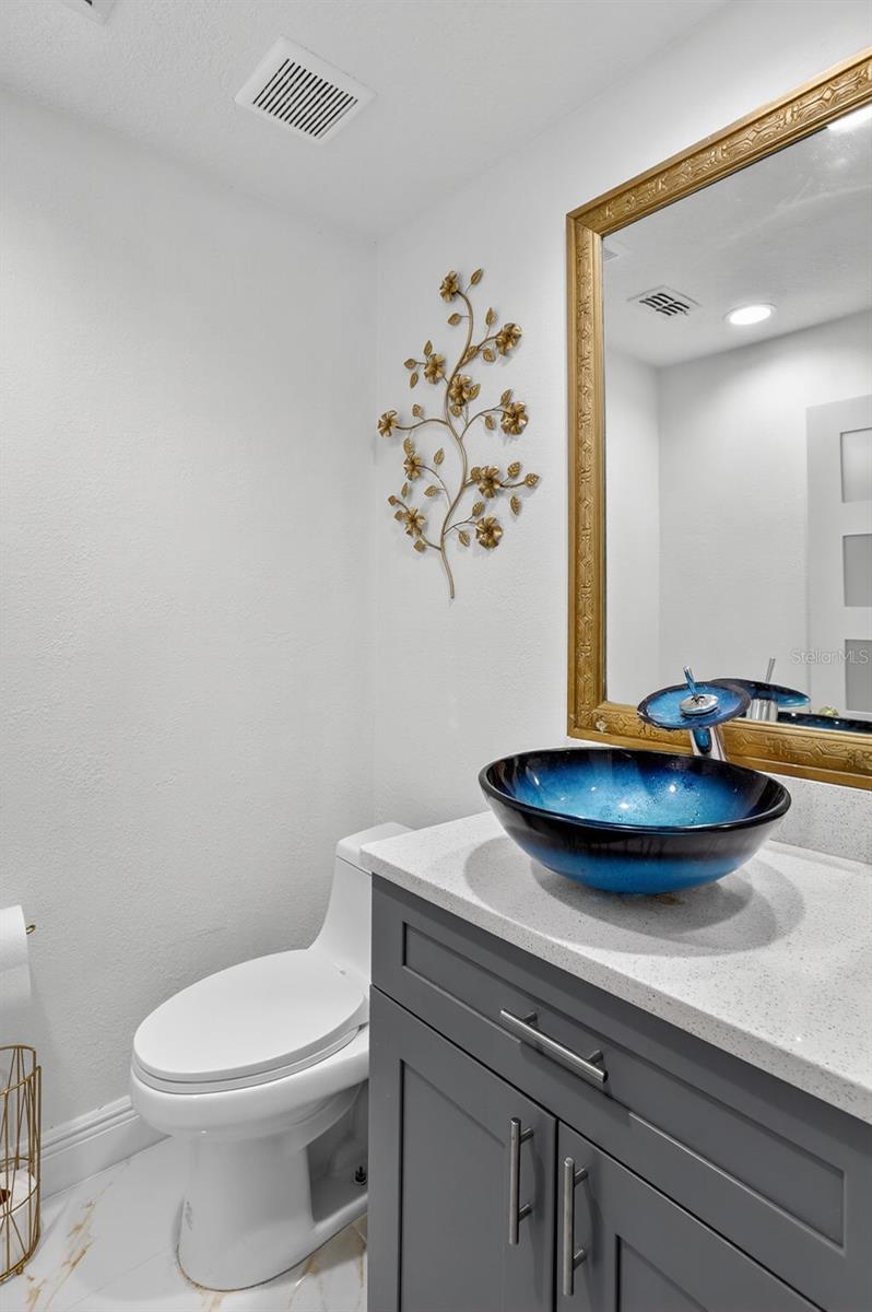 738 HACIENDA Cir KISSIMMEE, FL 34741