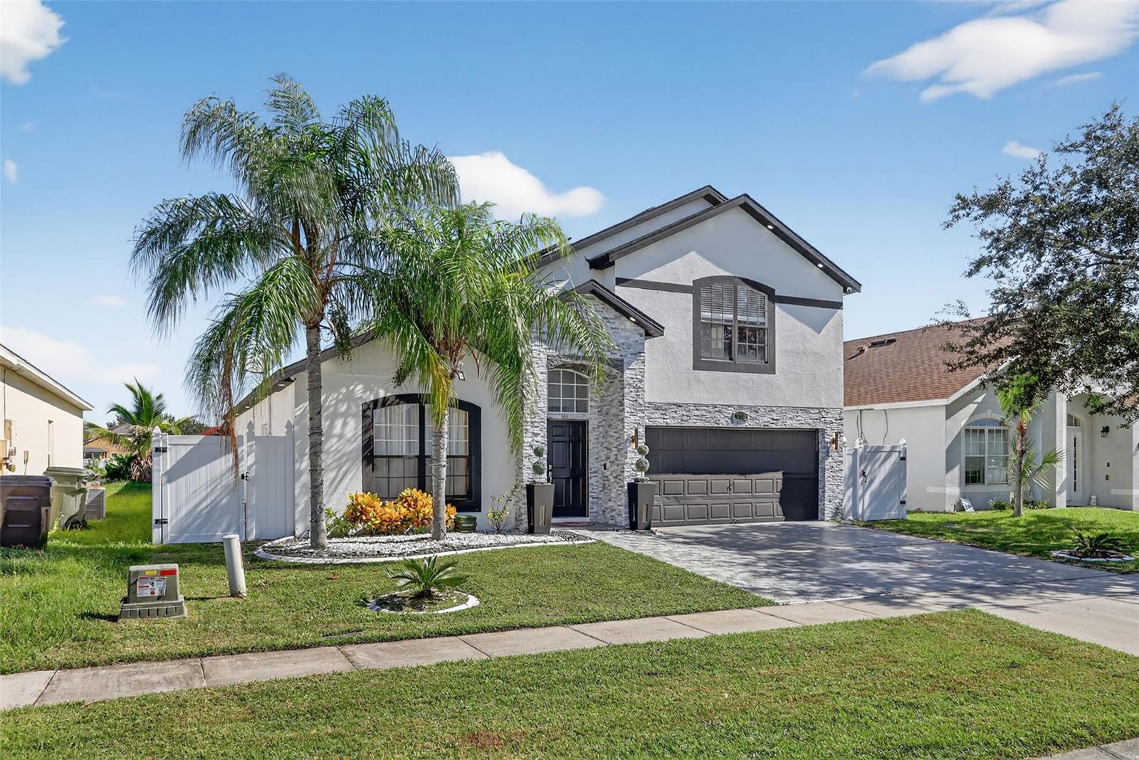 738 HACIENDA Cir KISSIMMEE, FL 34741