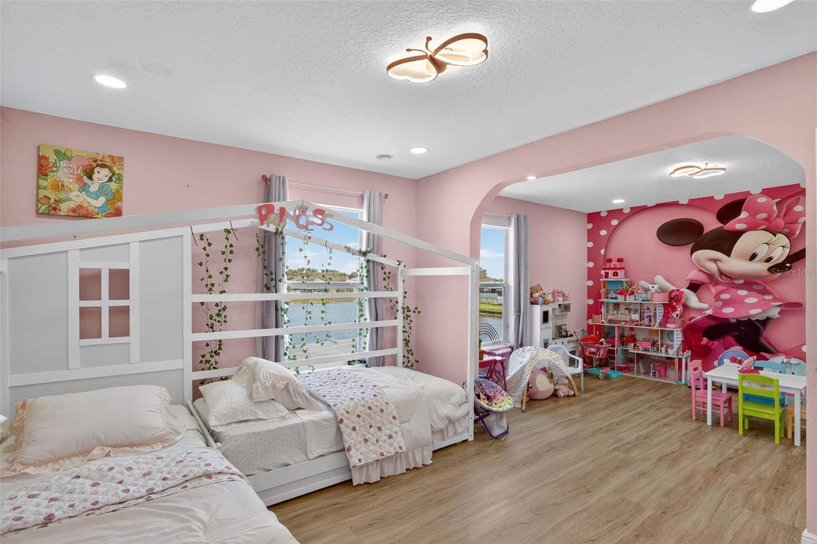 738 HACIENDA Cir KISSIMMEE, FL 34741