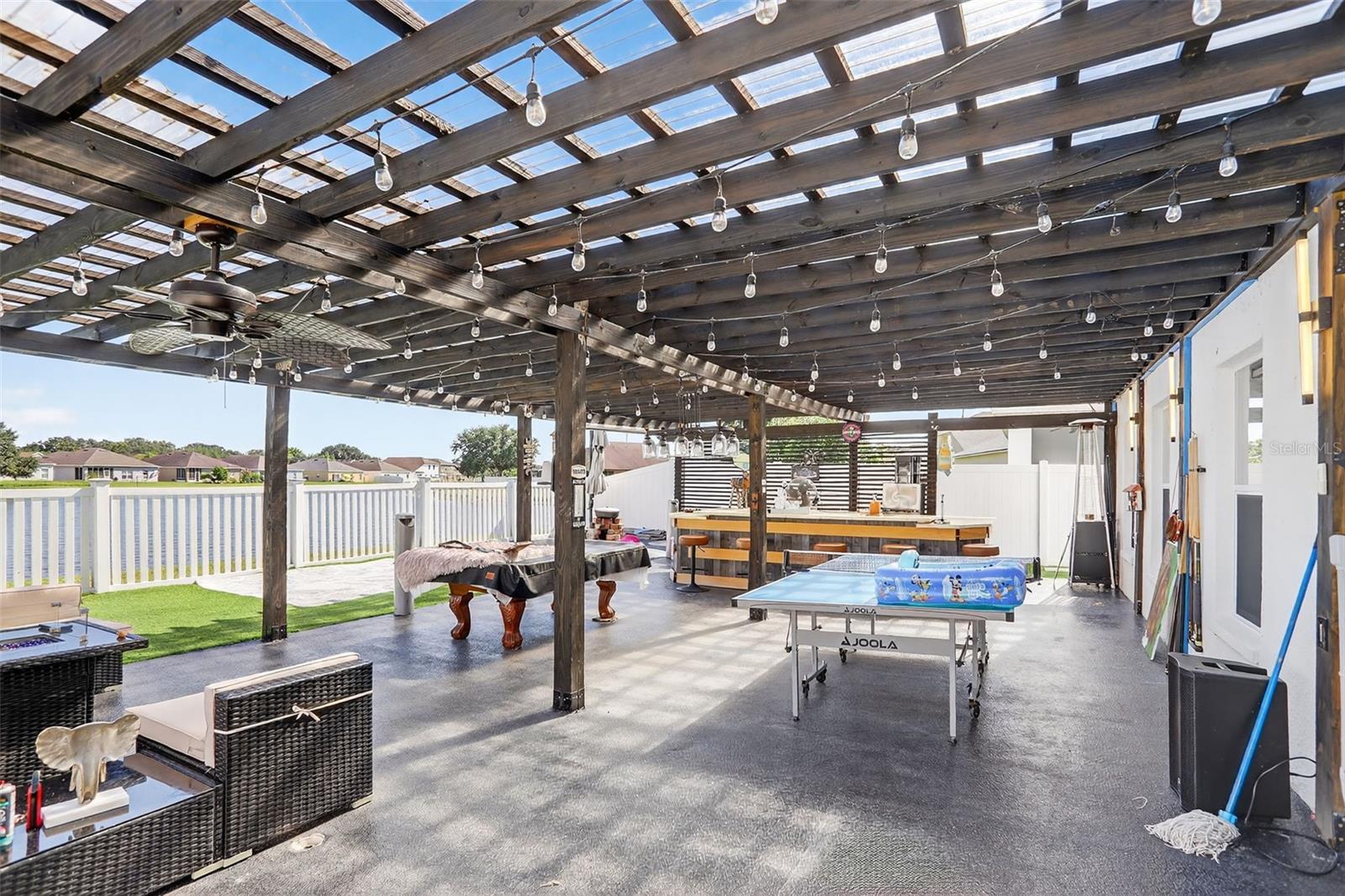 738 HACIENDA Cir KISSIMMEE, FL 34741